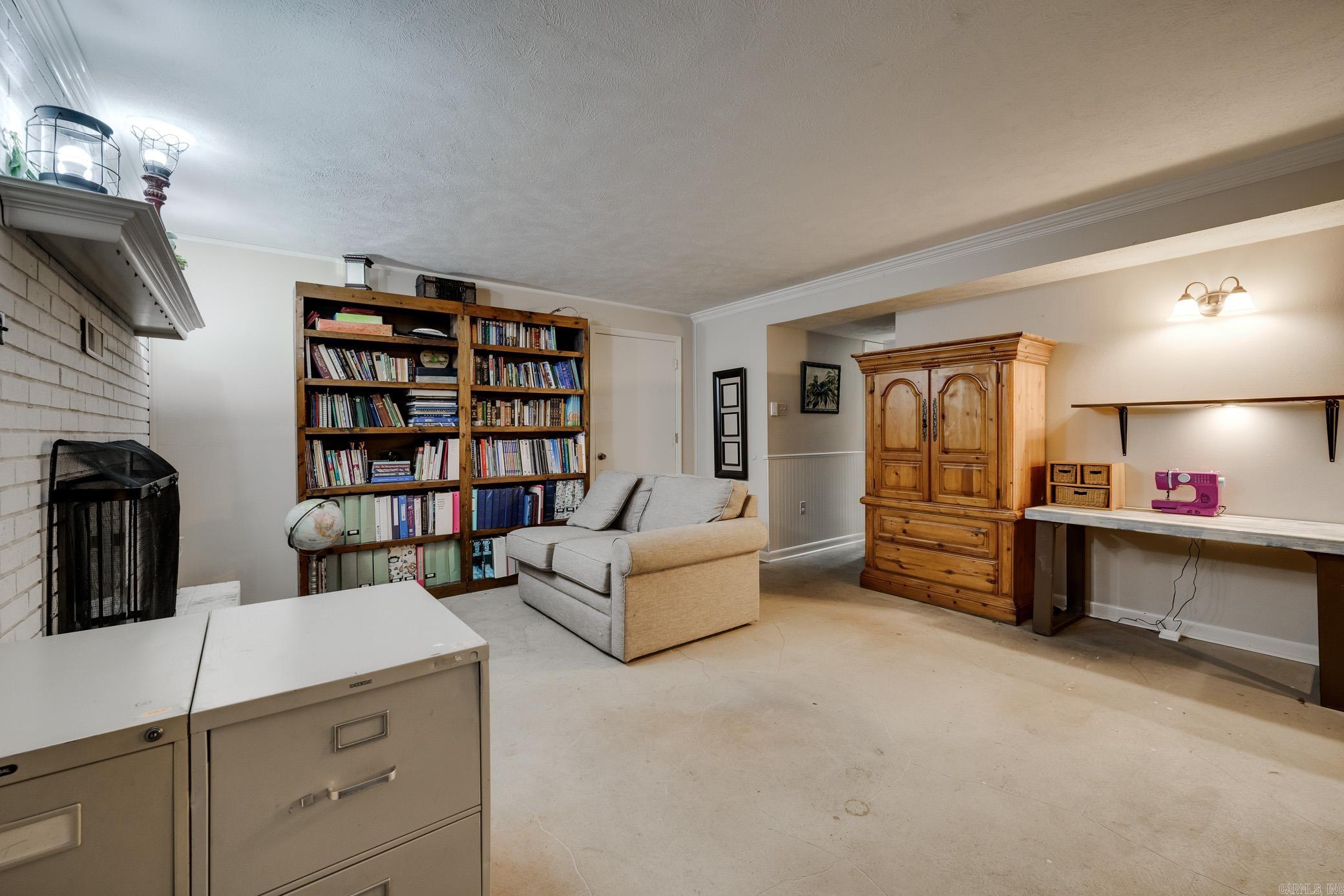 Rolling Hills - Residential