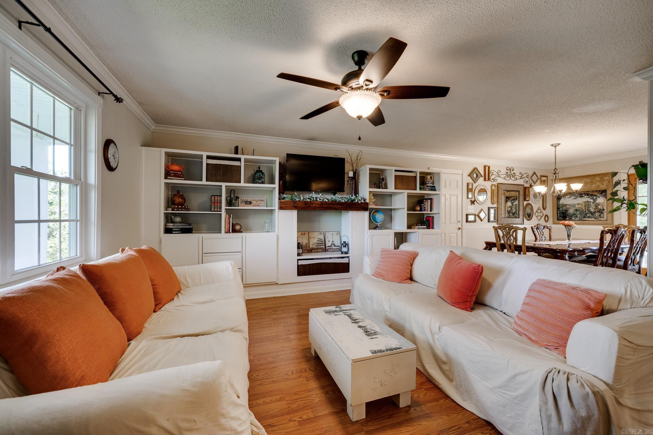 Rolling Hills - Residential