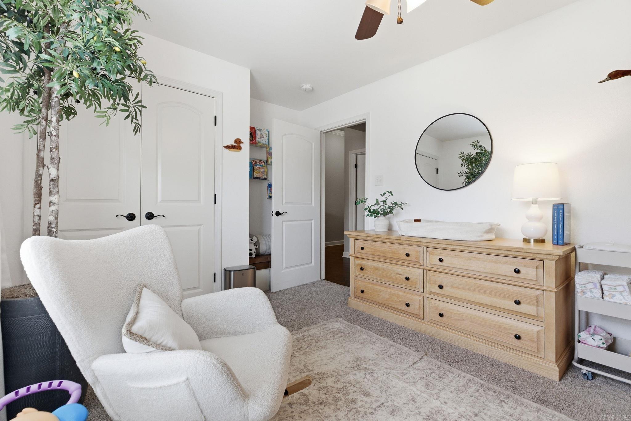 PINEWOOD ESTATES - Residential