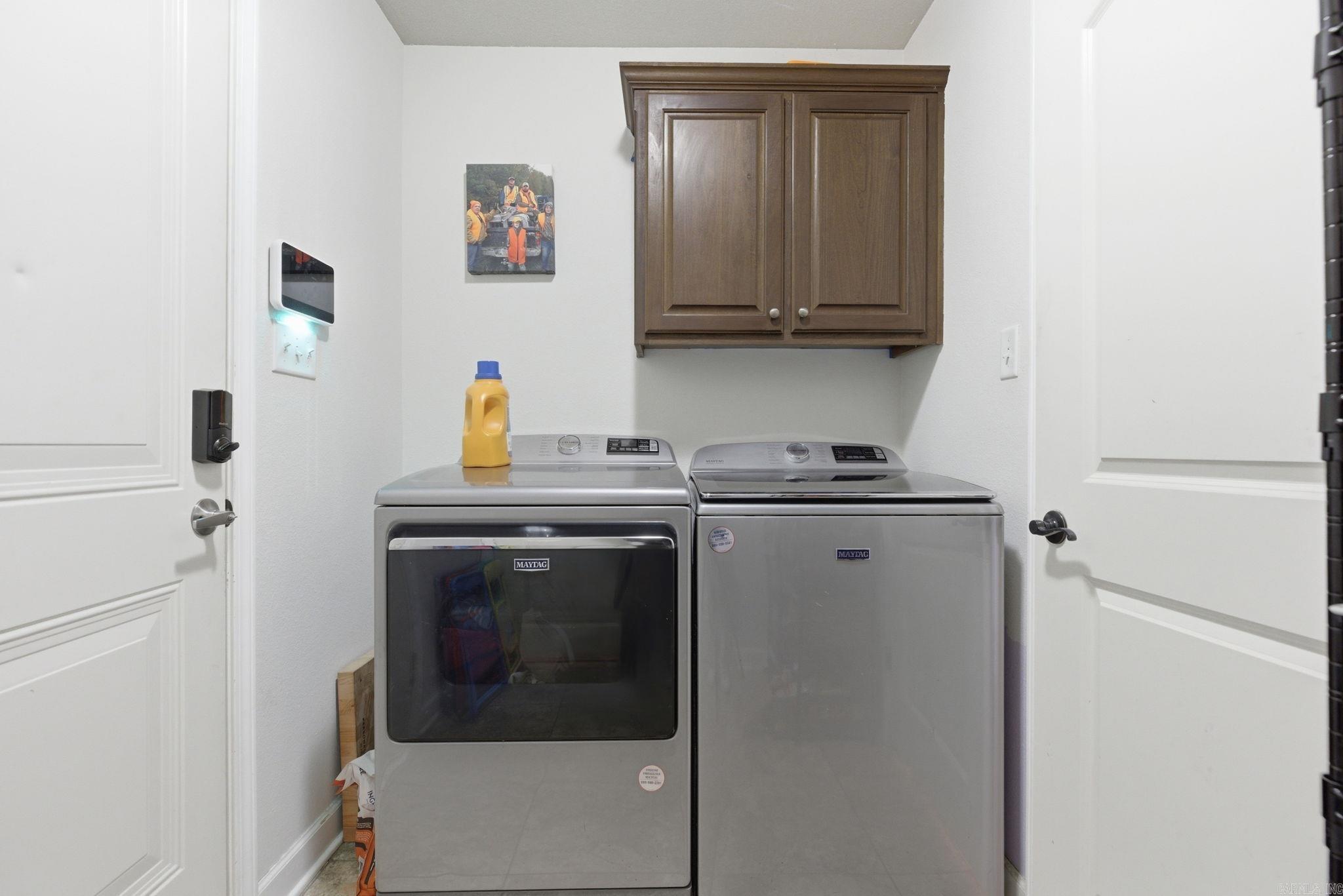 PINEWOOD ESTATES - Residential