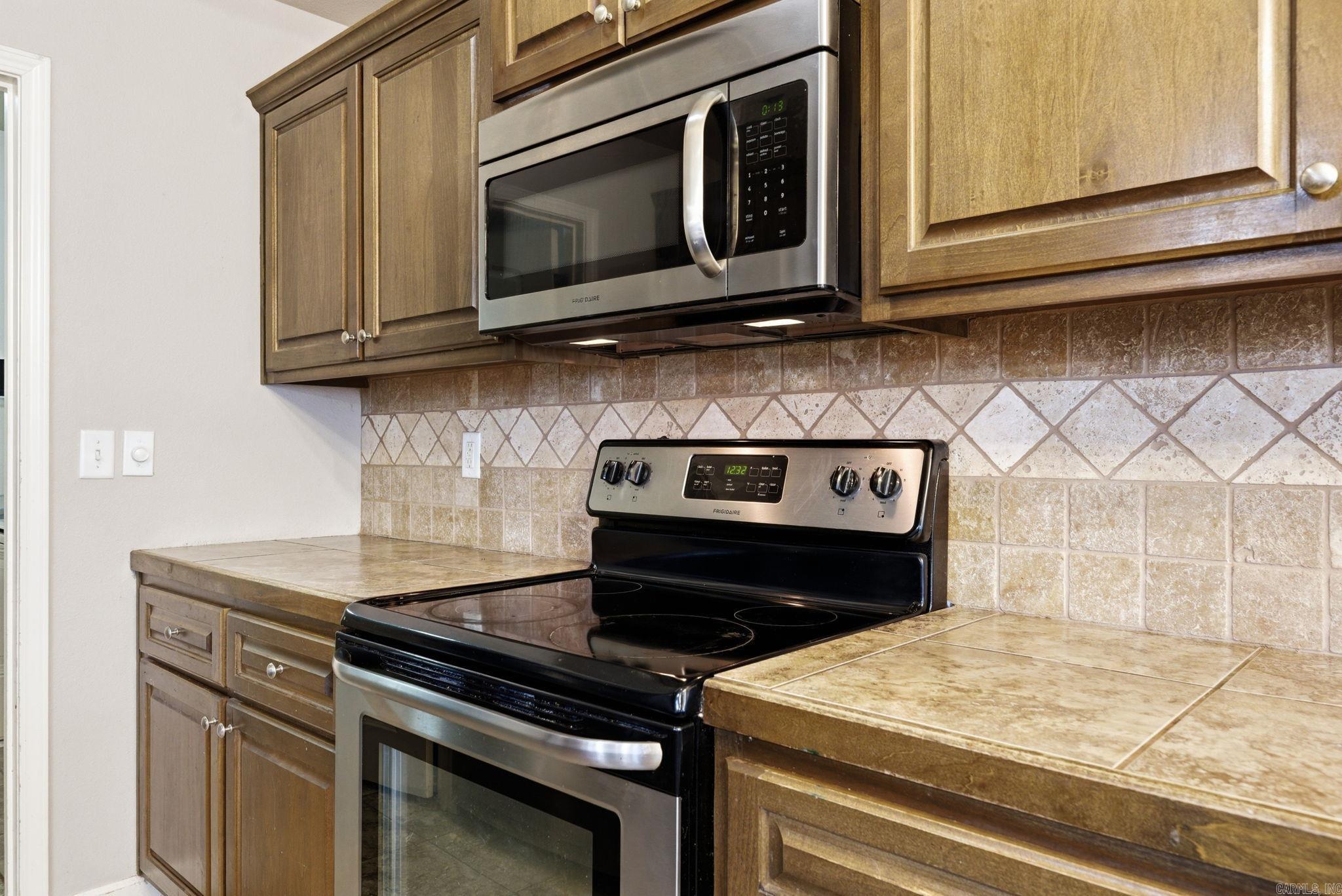 PINEWOOD ESTATES - Residential