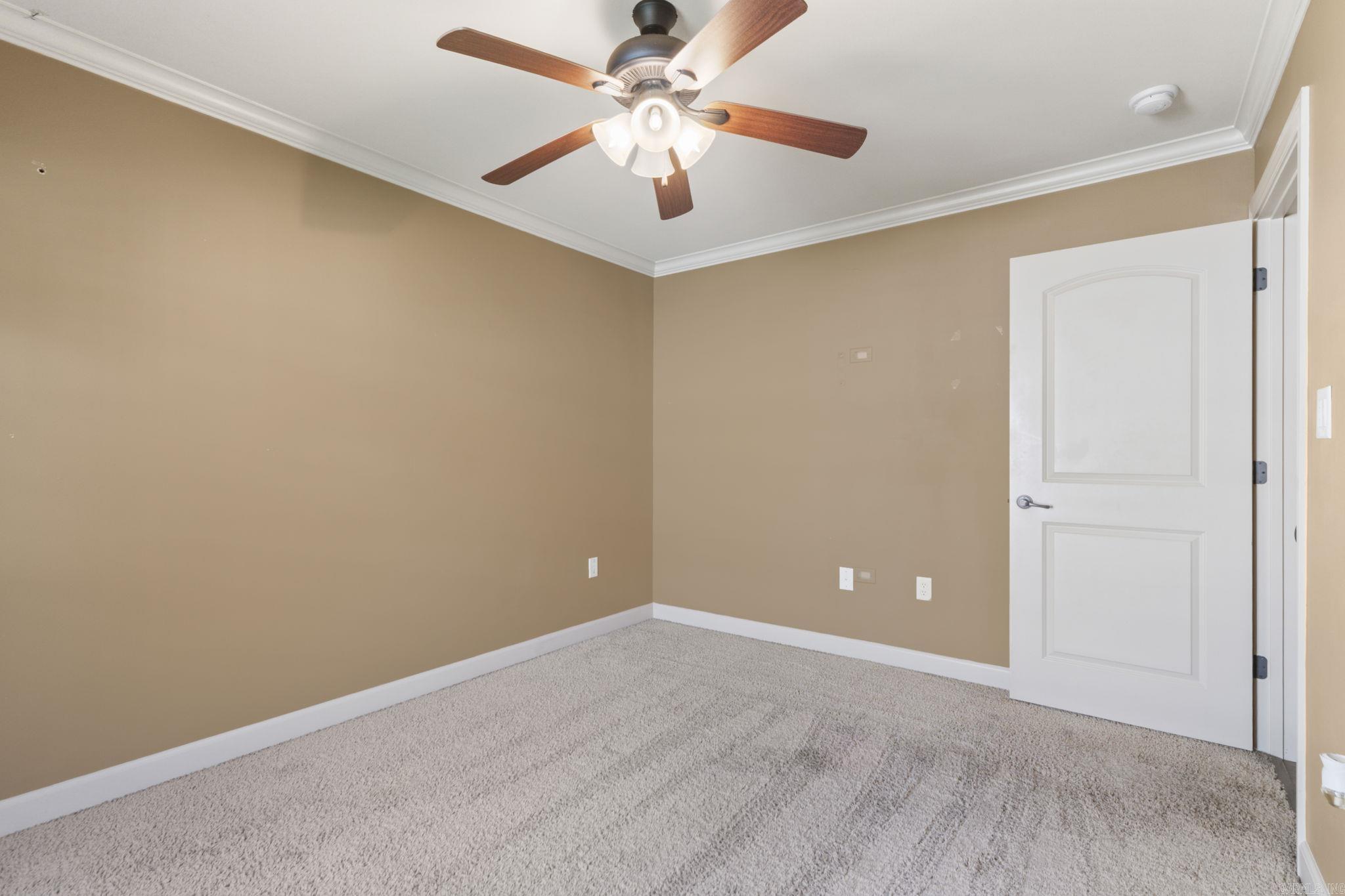 CRYSTALWOOD - Residential