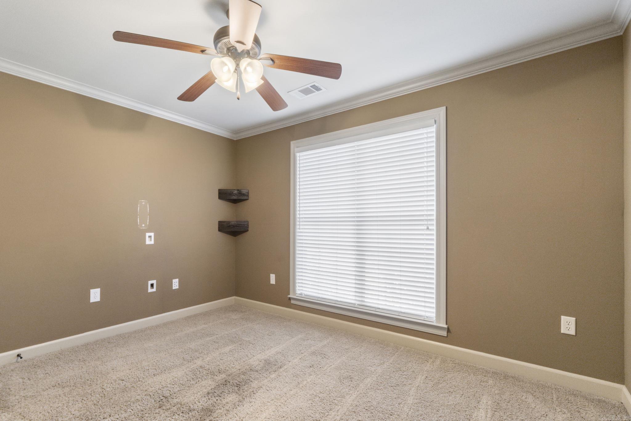 CRYSTALWOOD - Residential