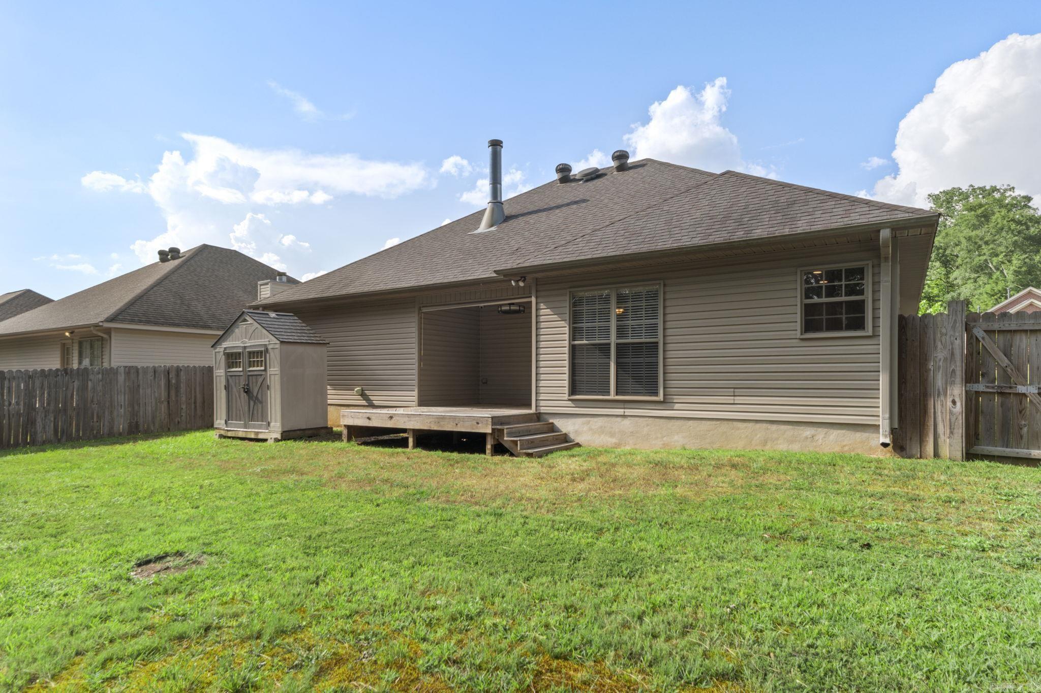 CRYSTALWOOD - Residential