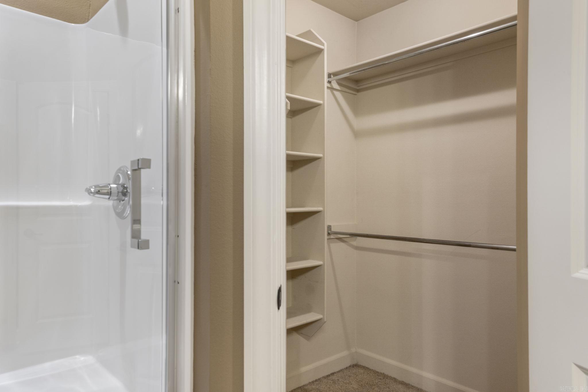 CRYSTALWOOD - Residential