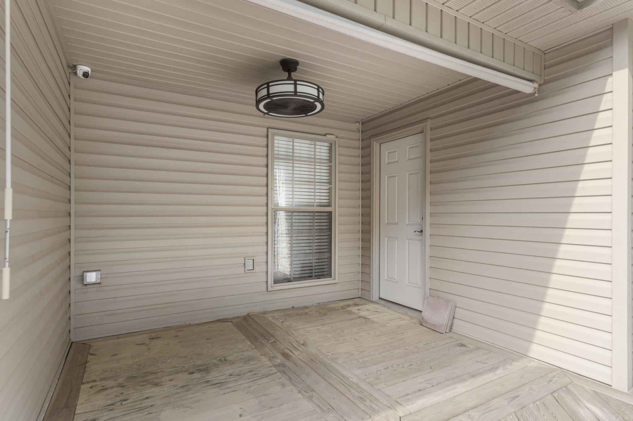 CRYSTALWOOD - Residential