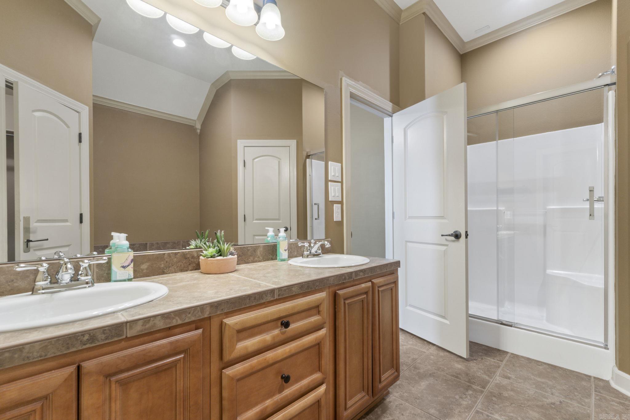 CRYSTALWOOD - Residential