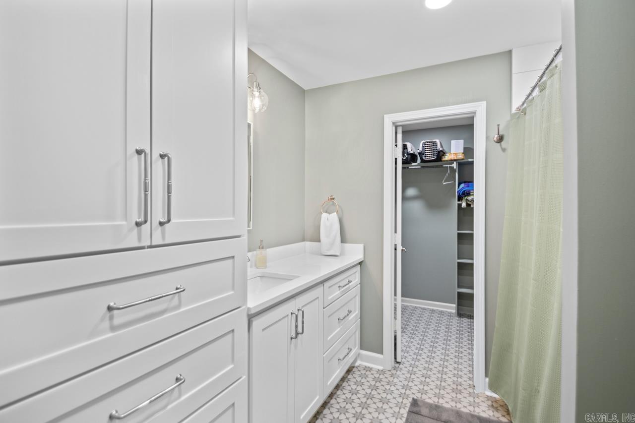 ST CHARLES ADDN - Residential