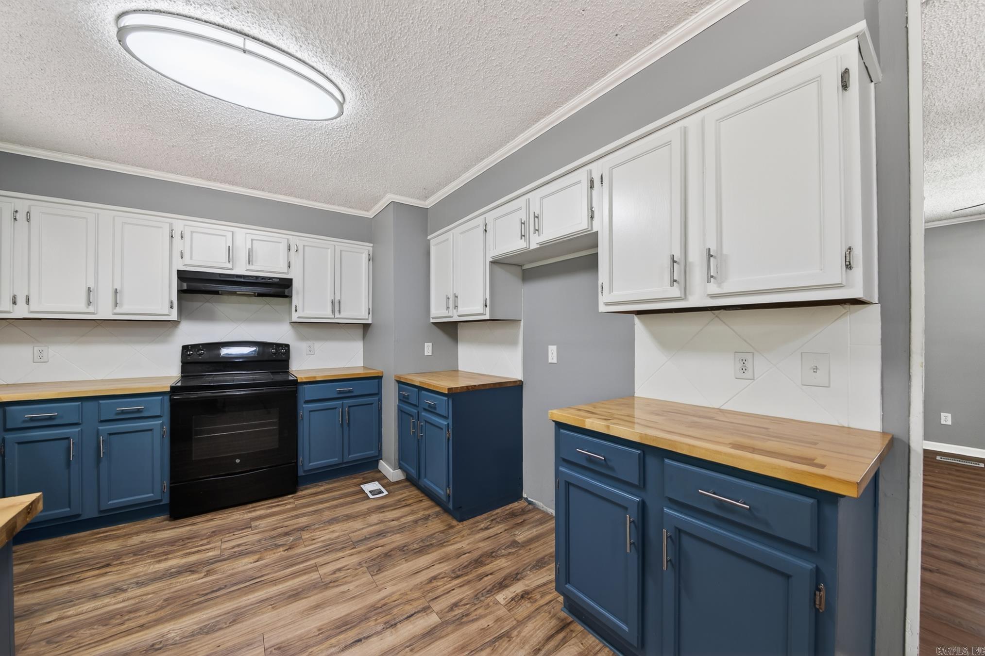 MEADOWLARK - Residential
