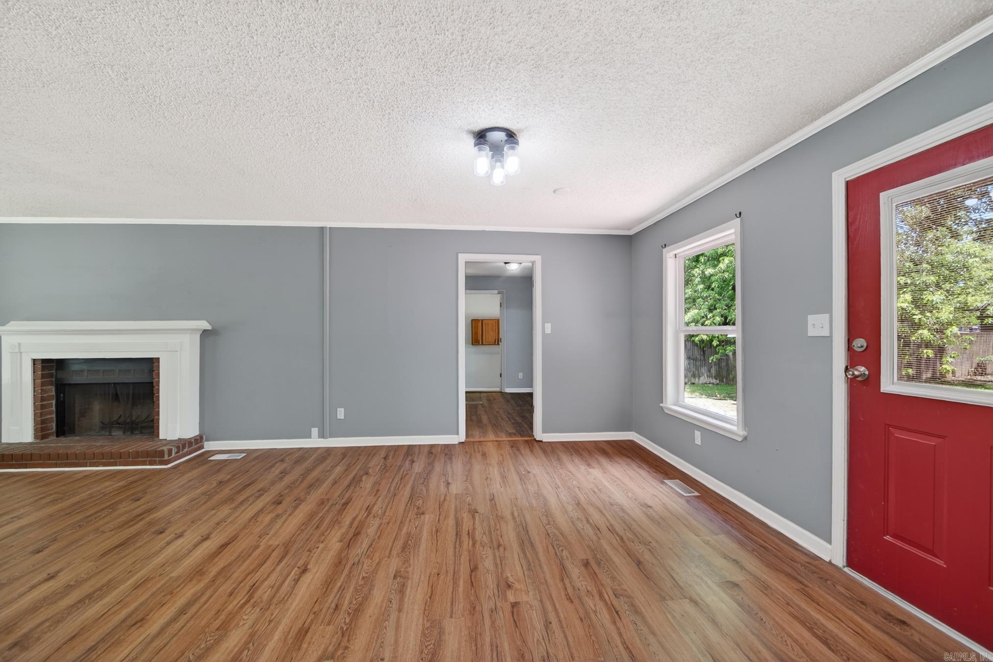 MEADOWLARK - Residential