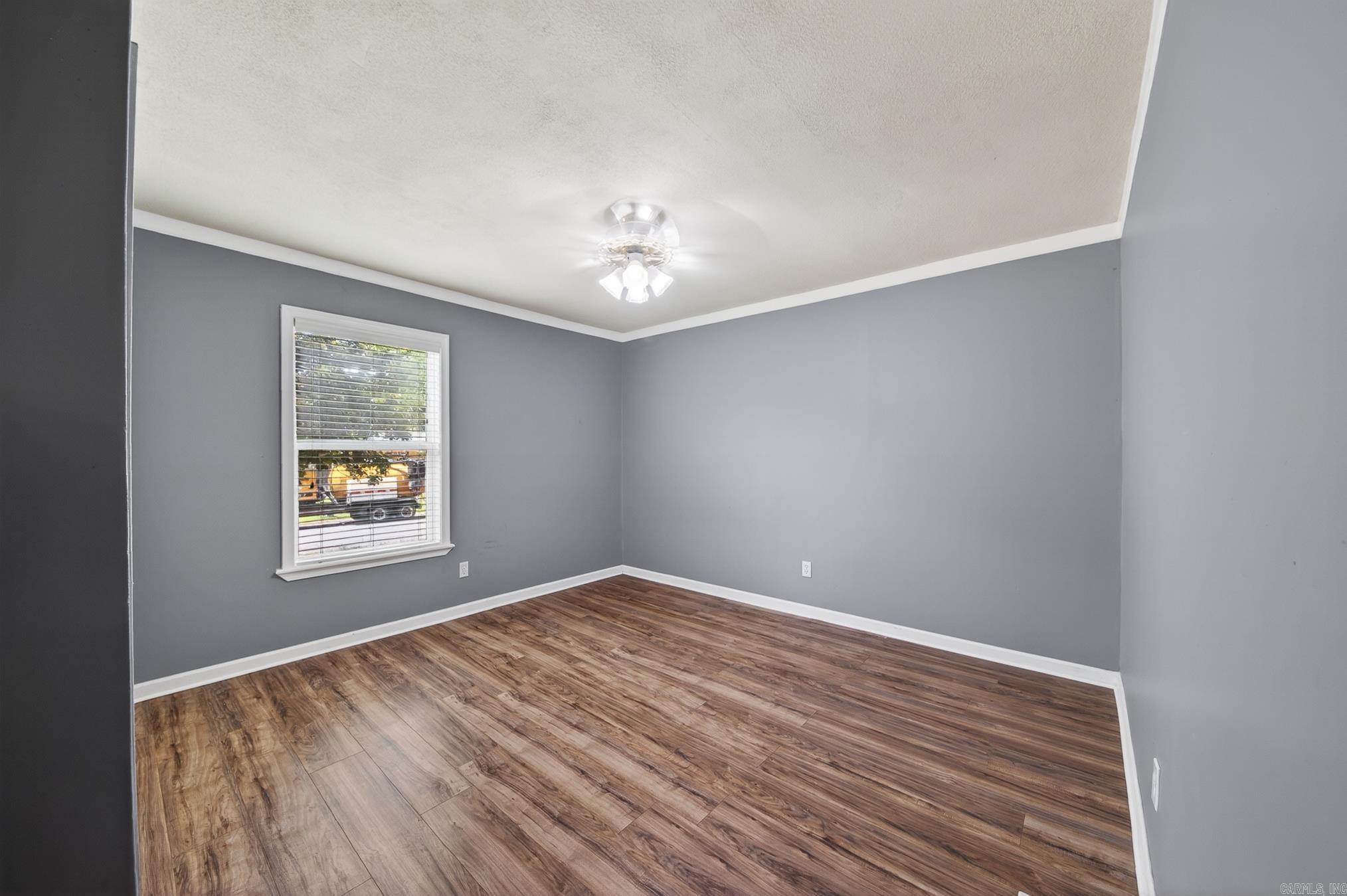 MEADOWLARK - Residential