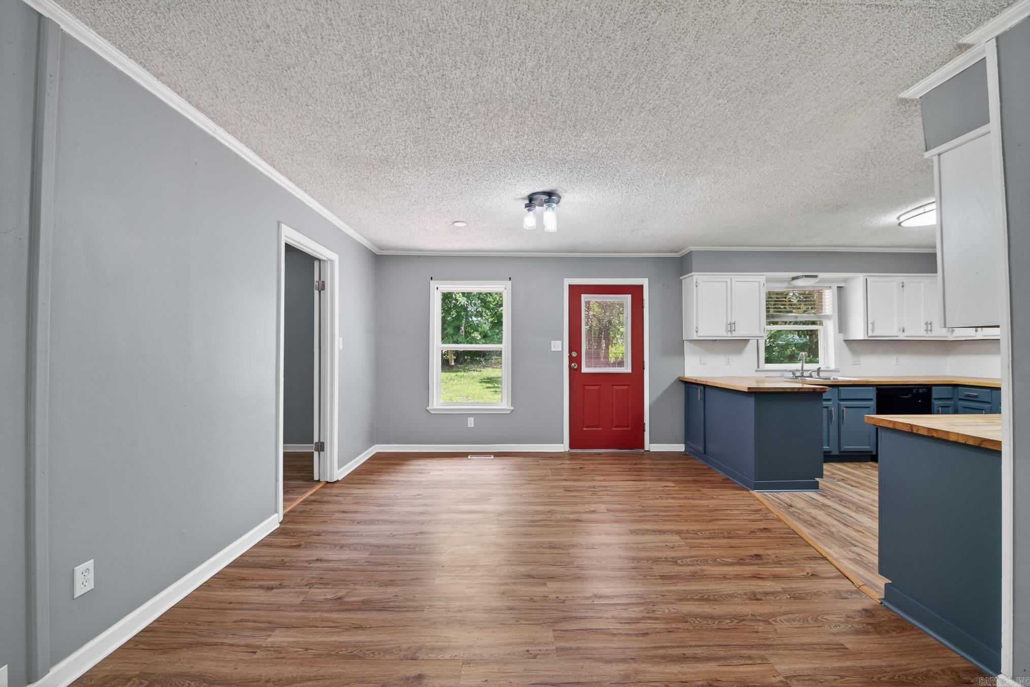 MEADOWLARK - Residential