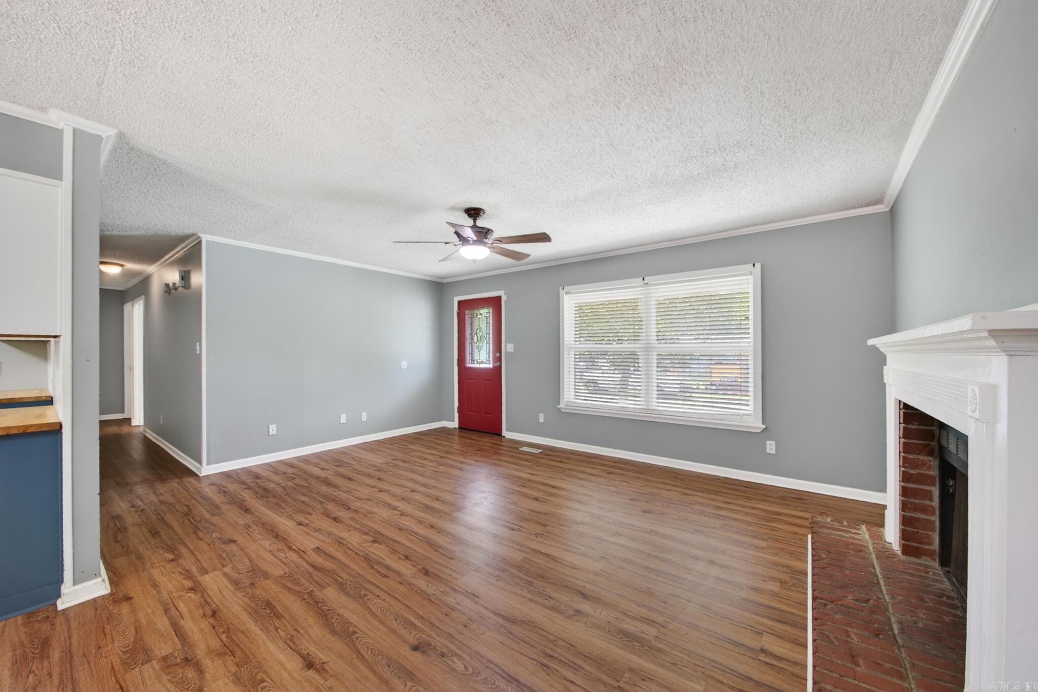 MEADOWLARK - Residential