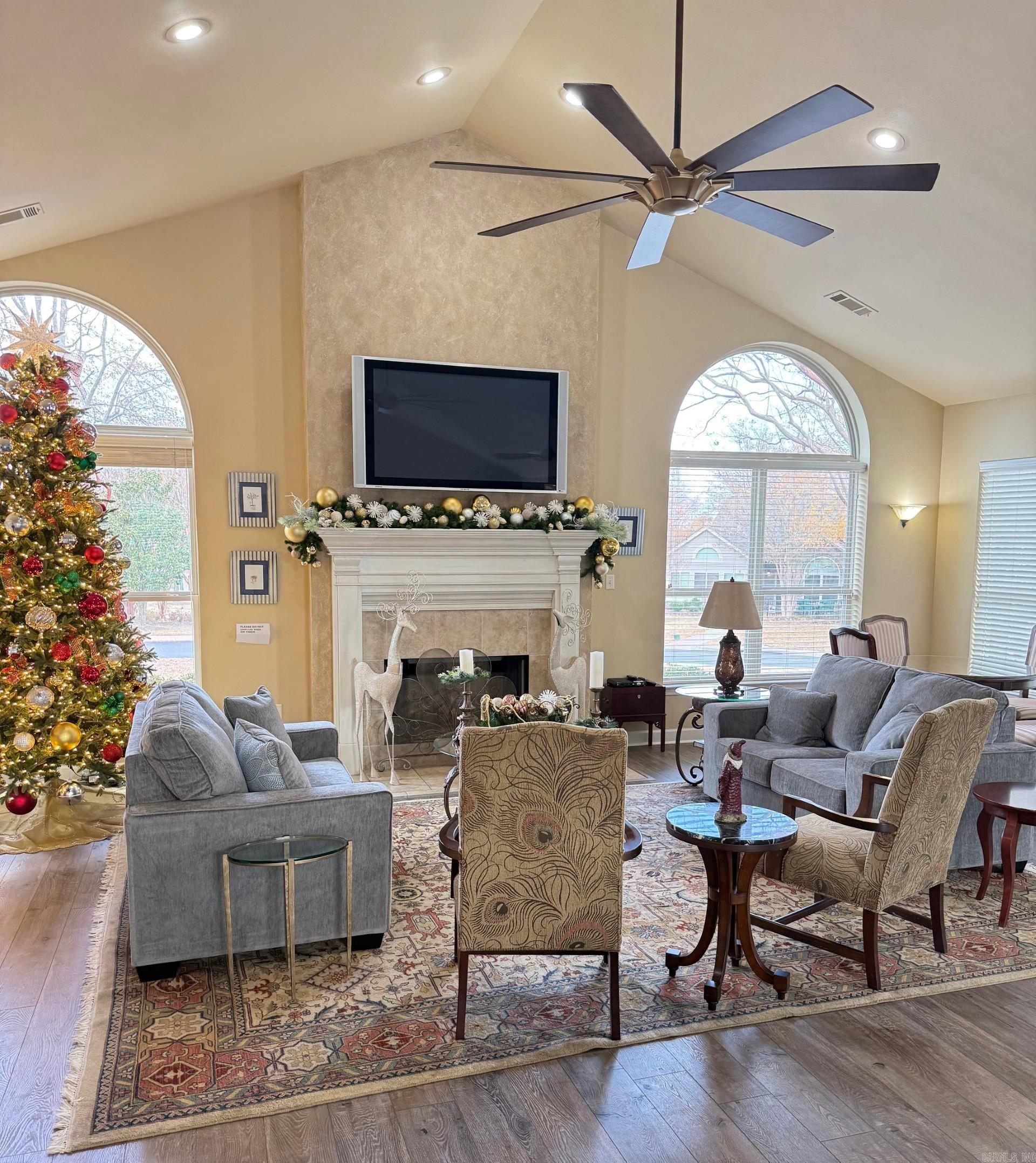 MOUNTAIN TERRACE ESTATES TOWNHOM - Residential