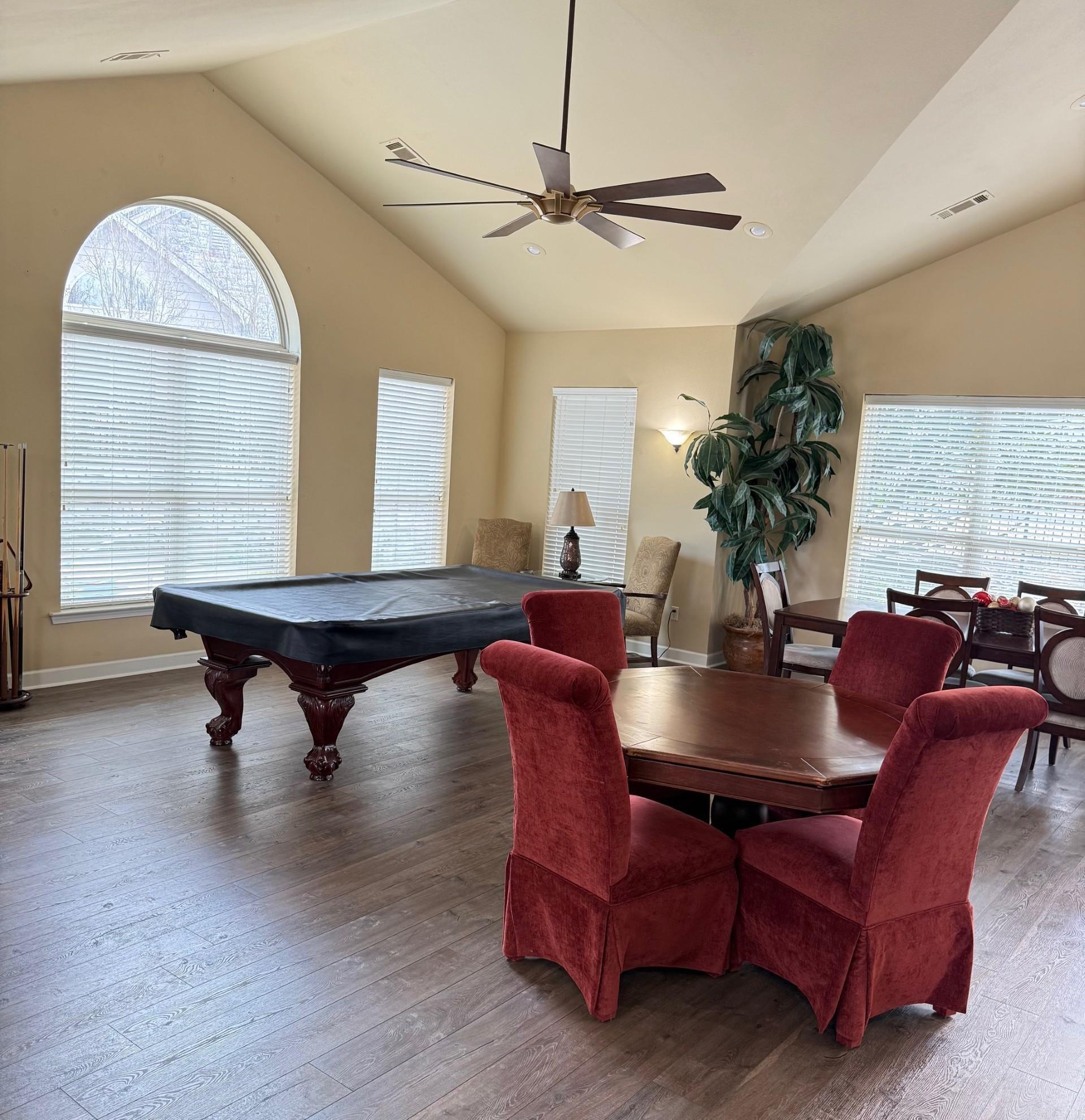 MOUNTAIN TERRACE ESTATES TOWNHOM - Residential