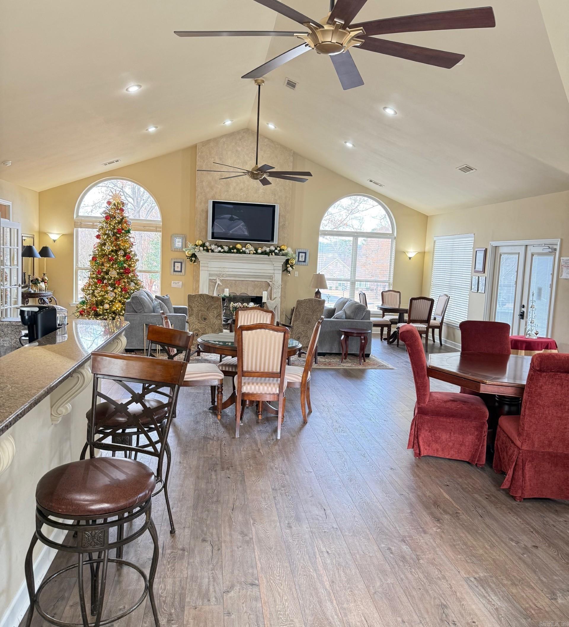 MOUNTAIN TERRACE ESTATES TOWNHOM - Residential