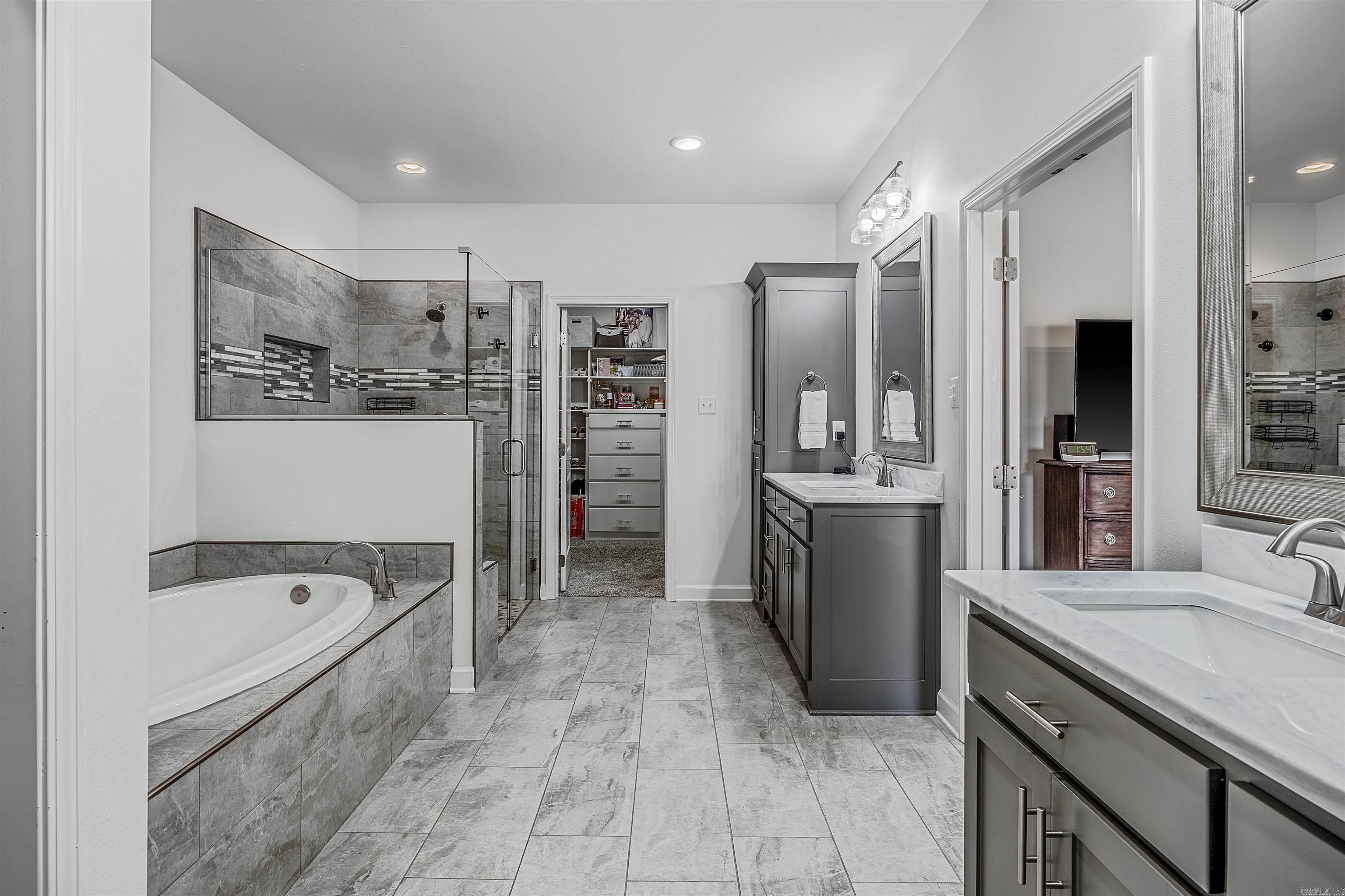 PANTHER MOUNTAIN ESTATES - Residential