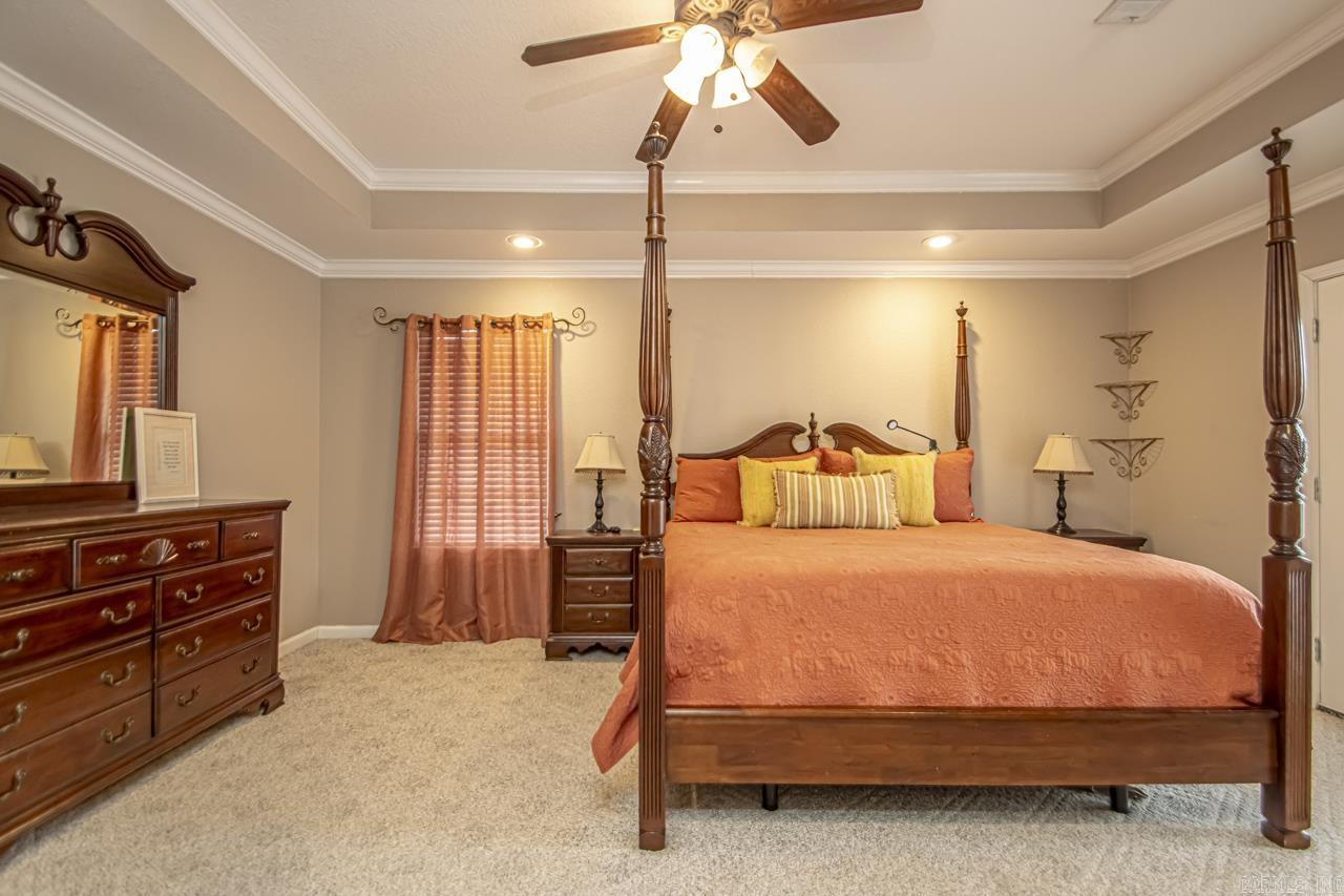 SUNSET MEADOWS - Residential