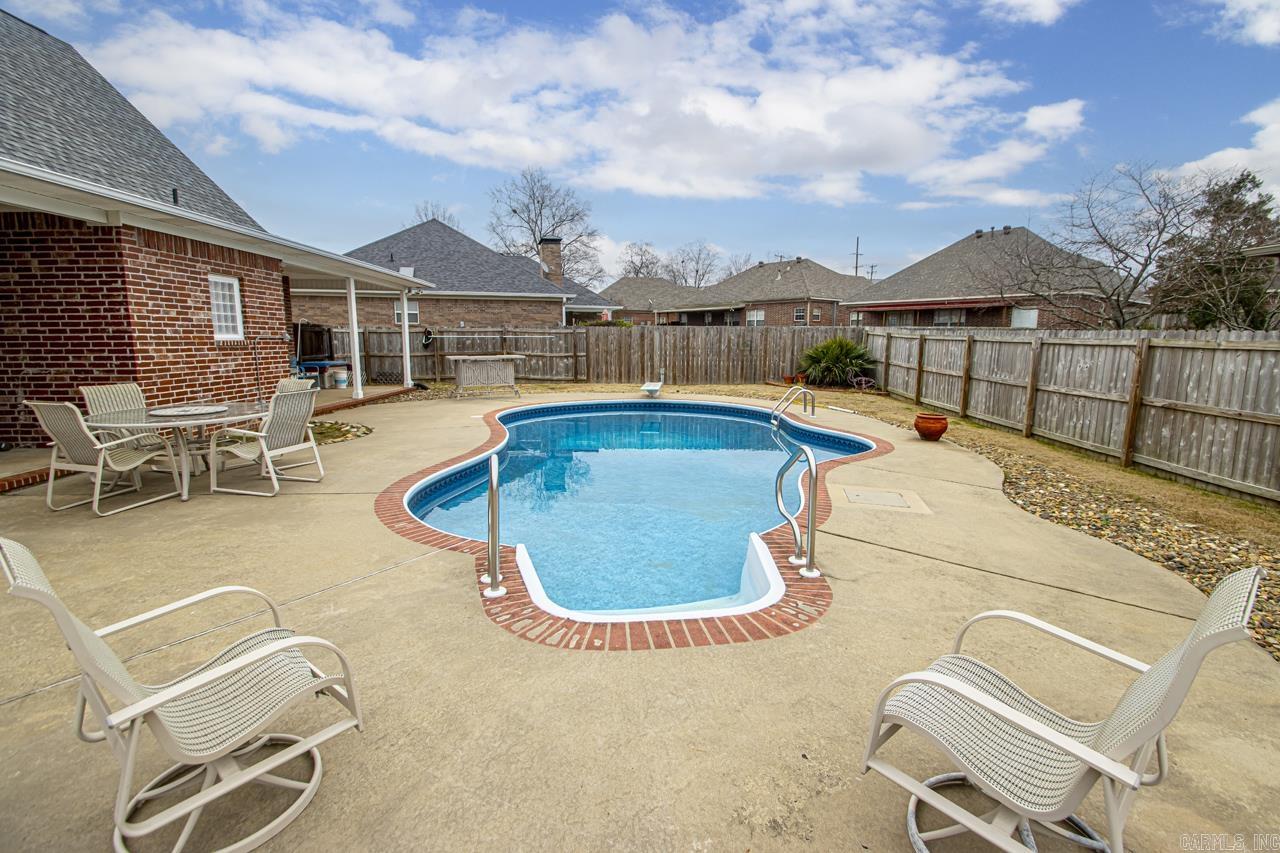 SUNSET MEADOWS - Residential