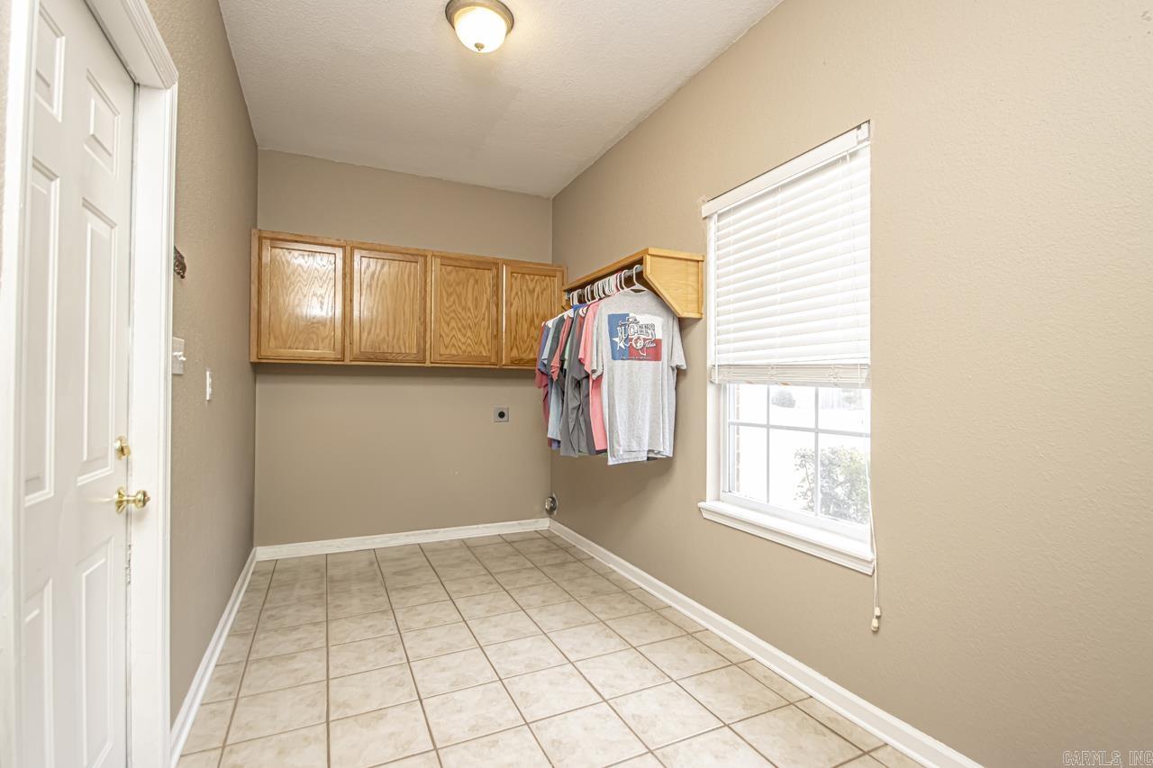 SUNSET MEADOWS - Residential