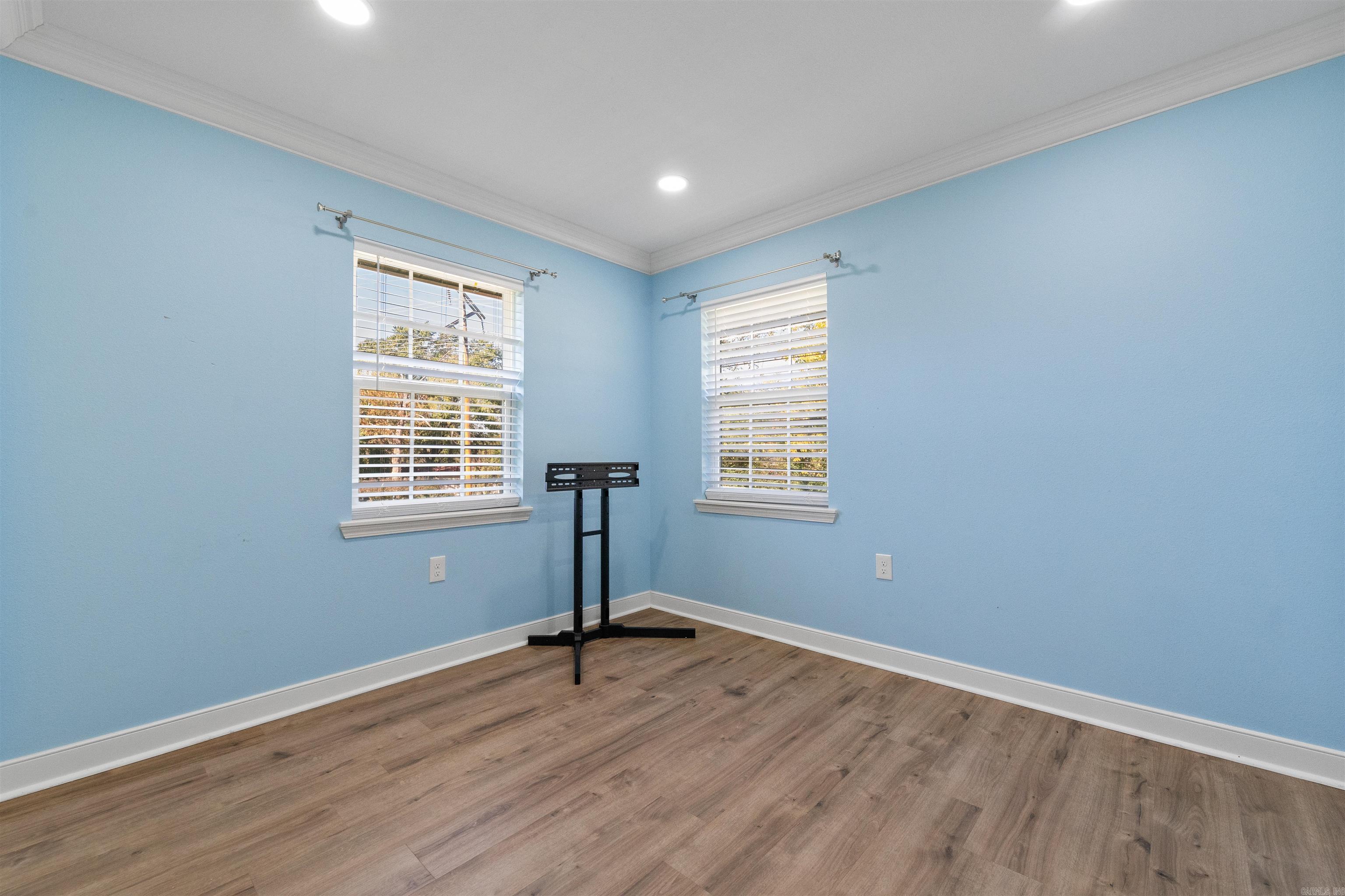 WAKEFIELD VILLAGE - Residential