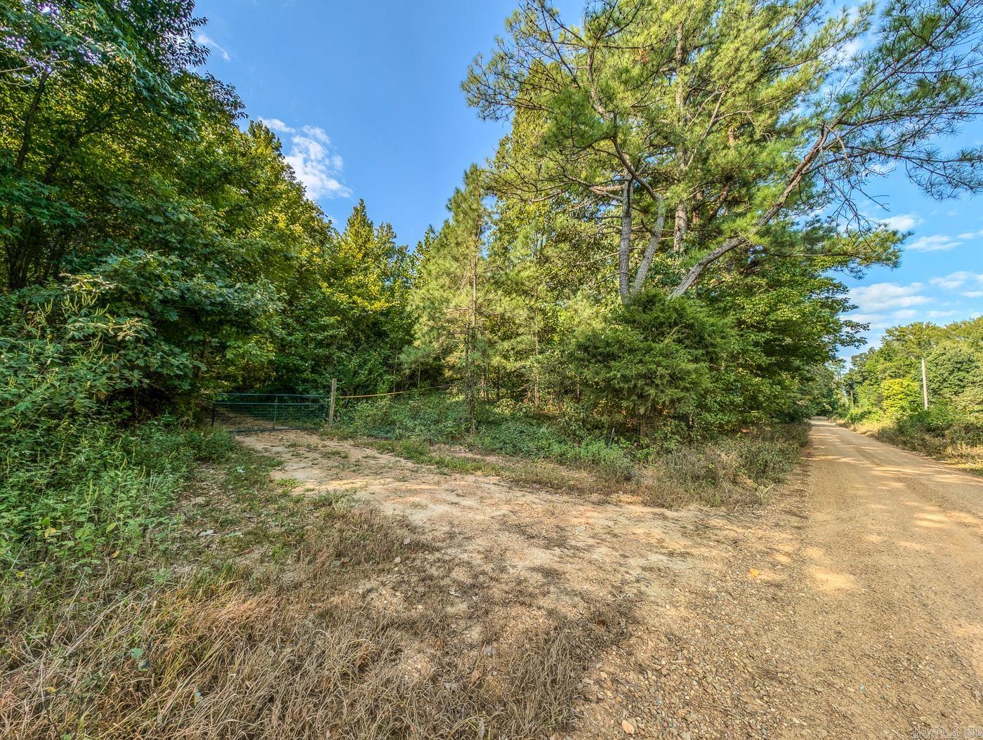 Metes & Bounds - Land