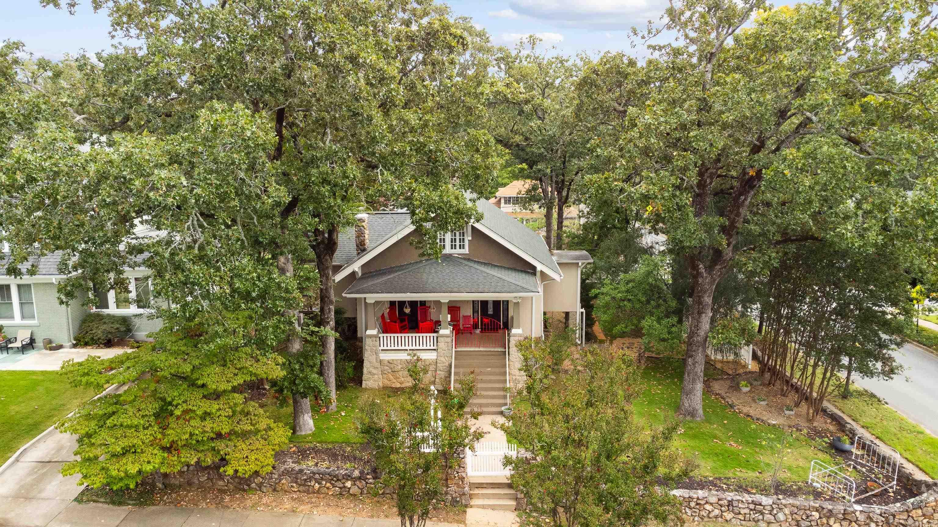 PULASKI HEIGHTS - Residential