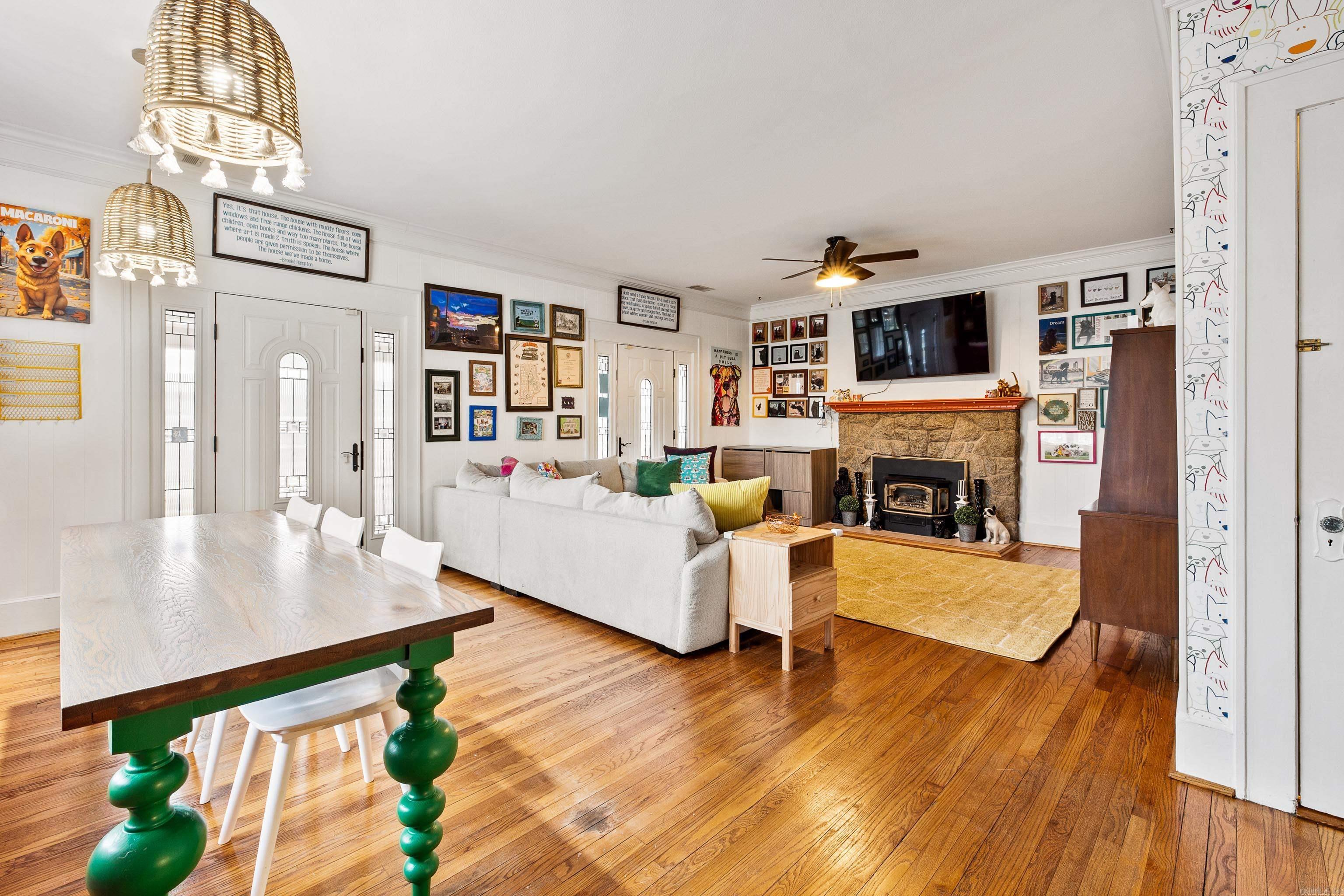 PULASKI HEIGHTS - Residential