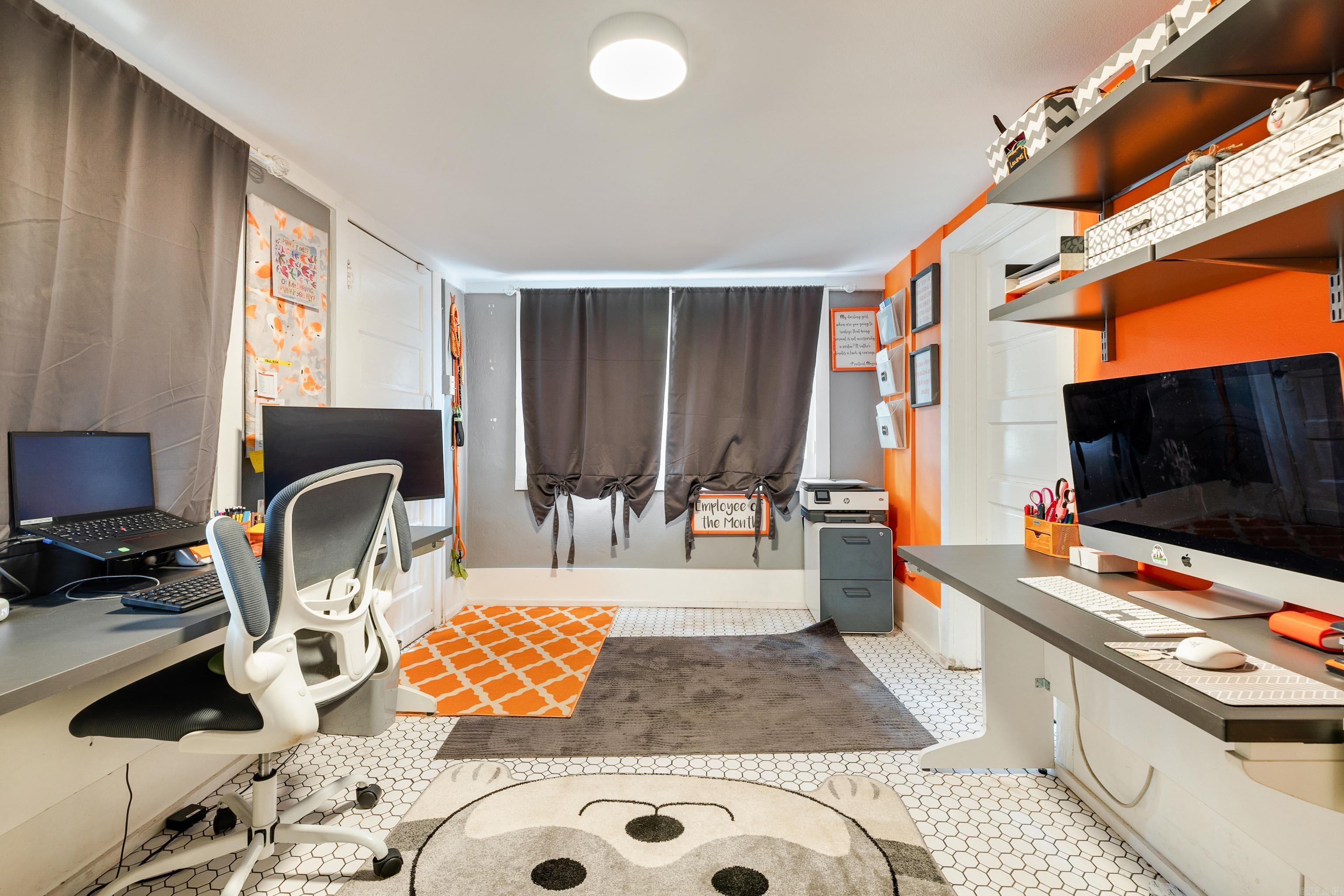 PULASKI HEIGHTS - Residential