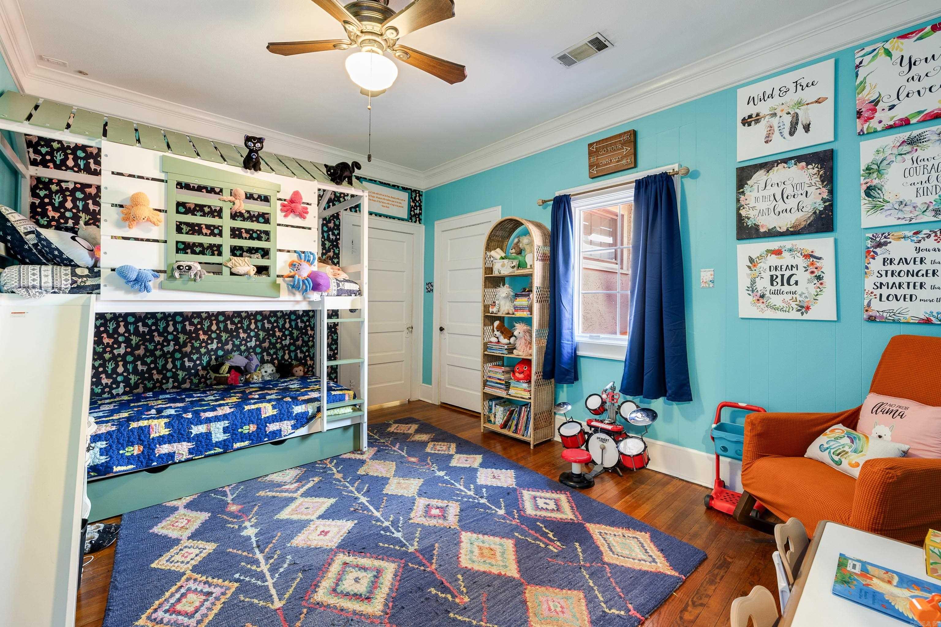 PULASKI HEIGHTS - Residential