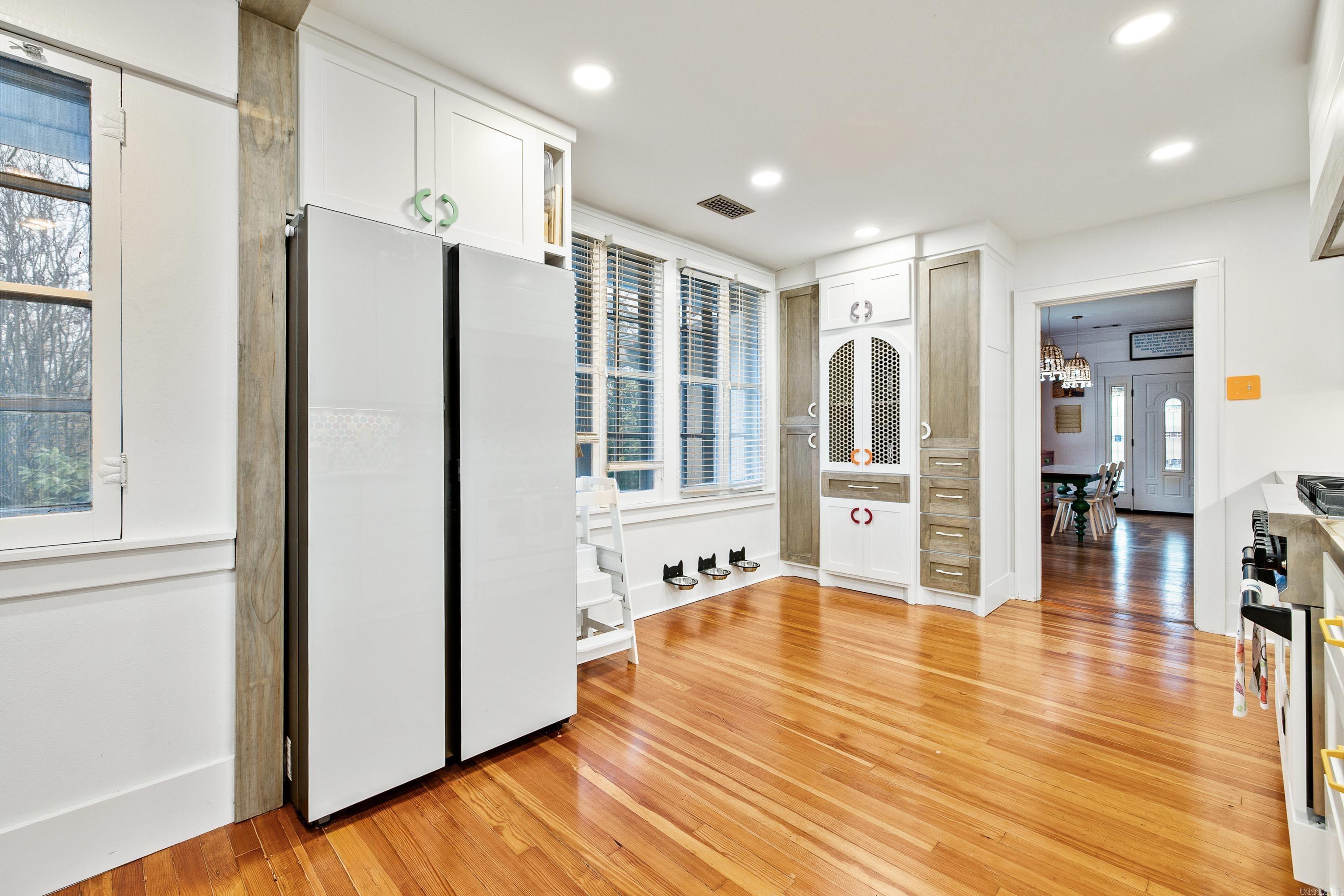 PULASKI HEIGHTS - Residential