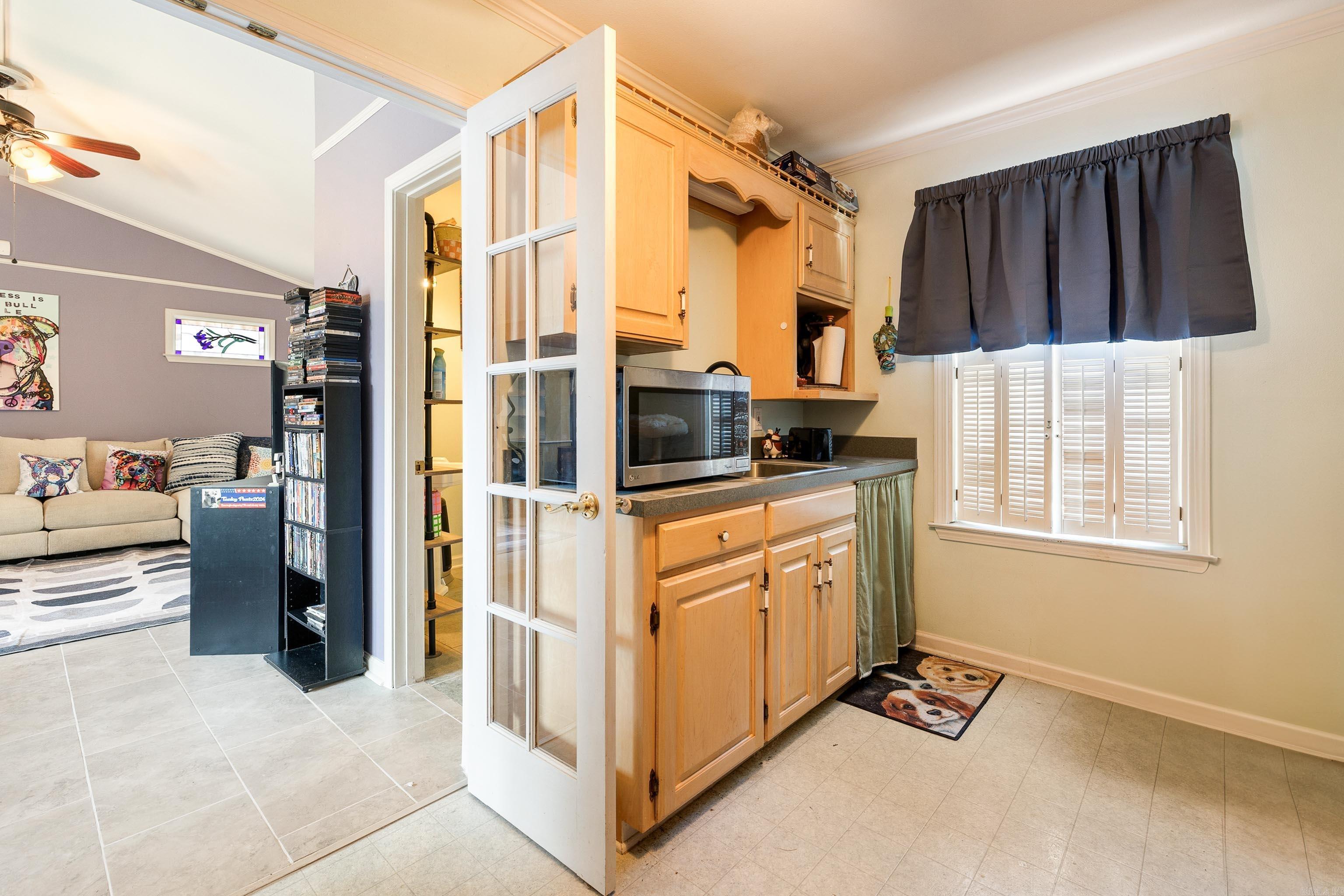 PULASKI HEIGHTS - Residential