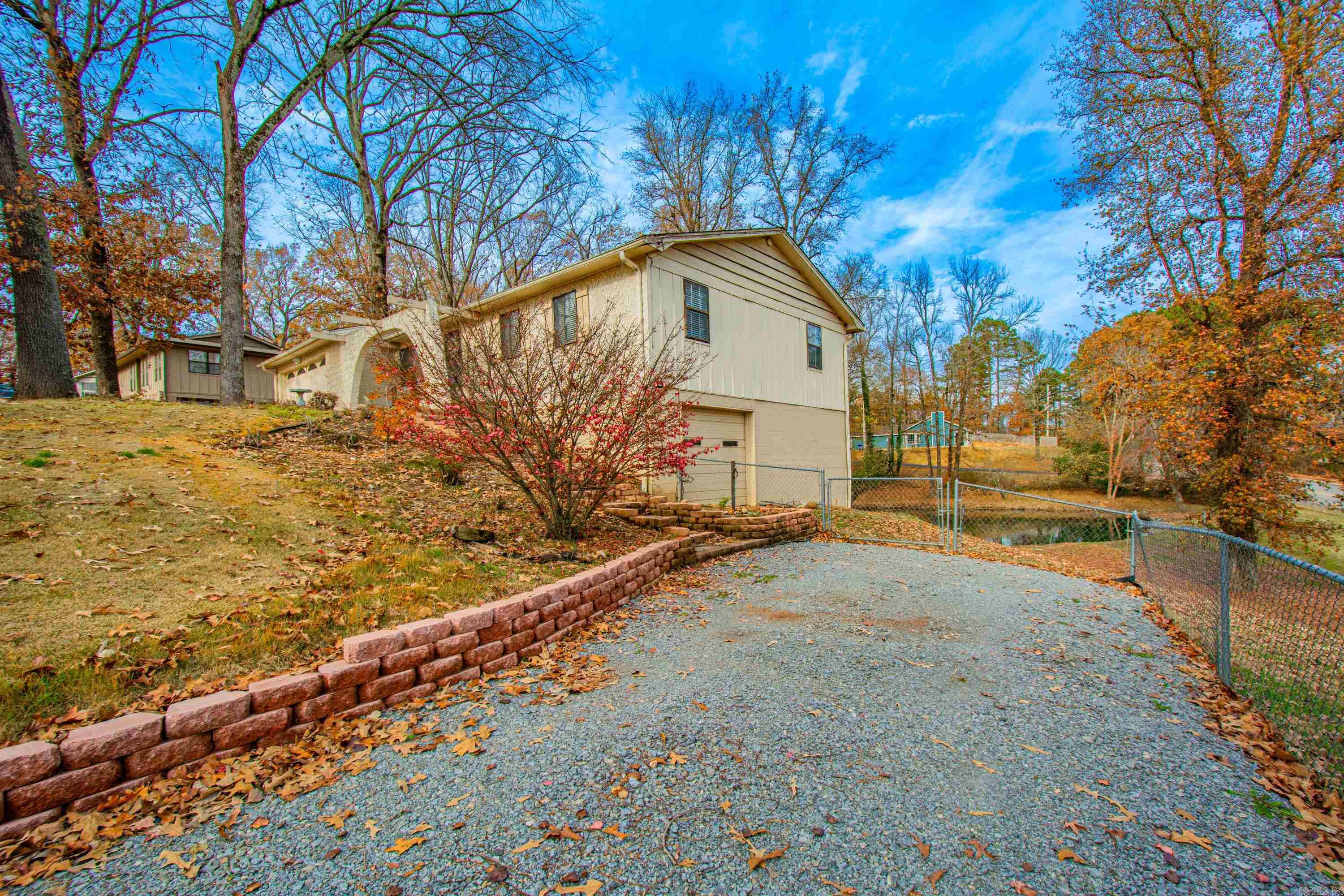 VALLEY VIEW - Residential