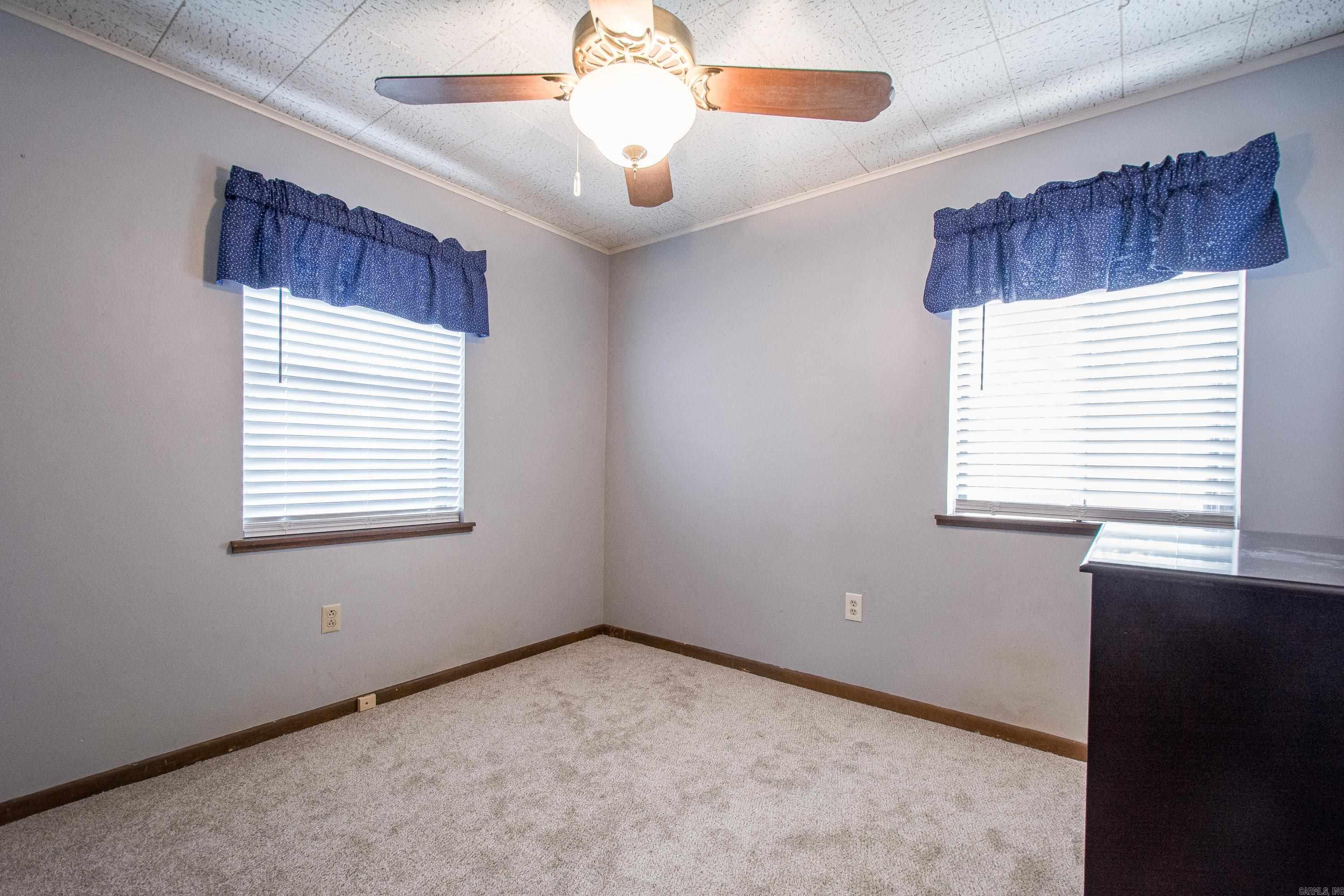 VALLEY VIEW - Residential