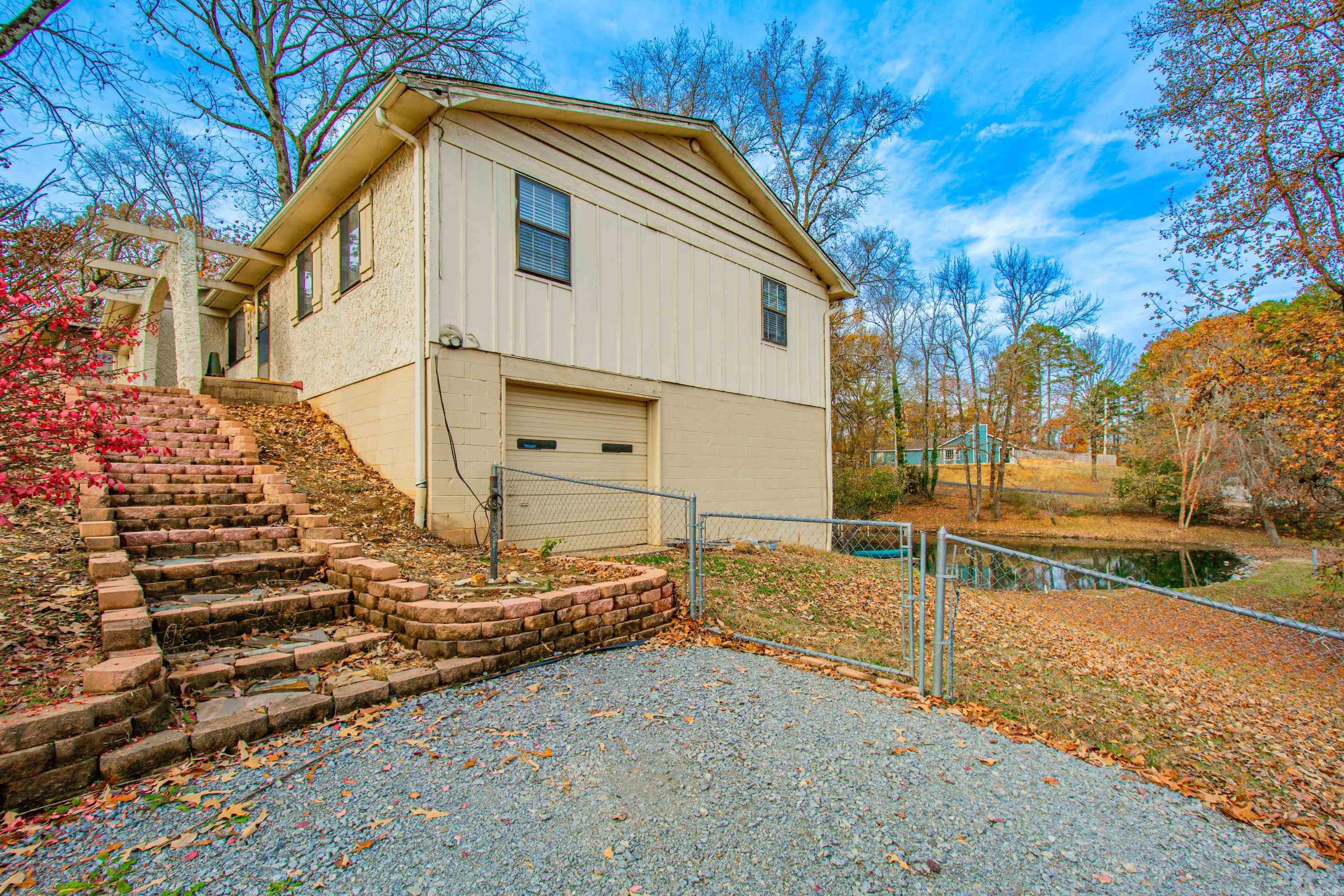 VALLEY VIEW - Residential