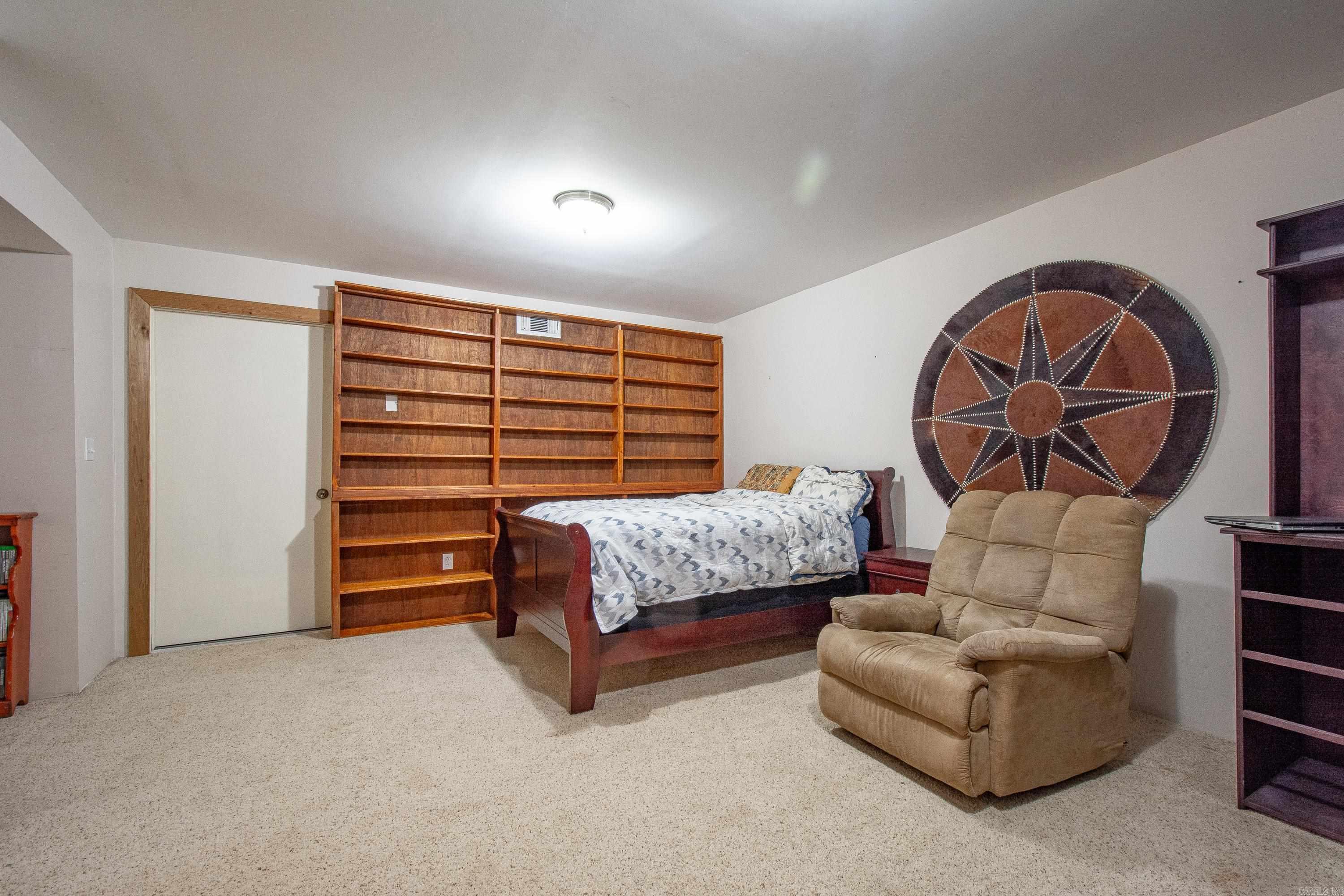 VALLEY VIEW - Residential