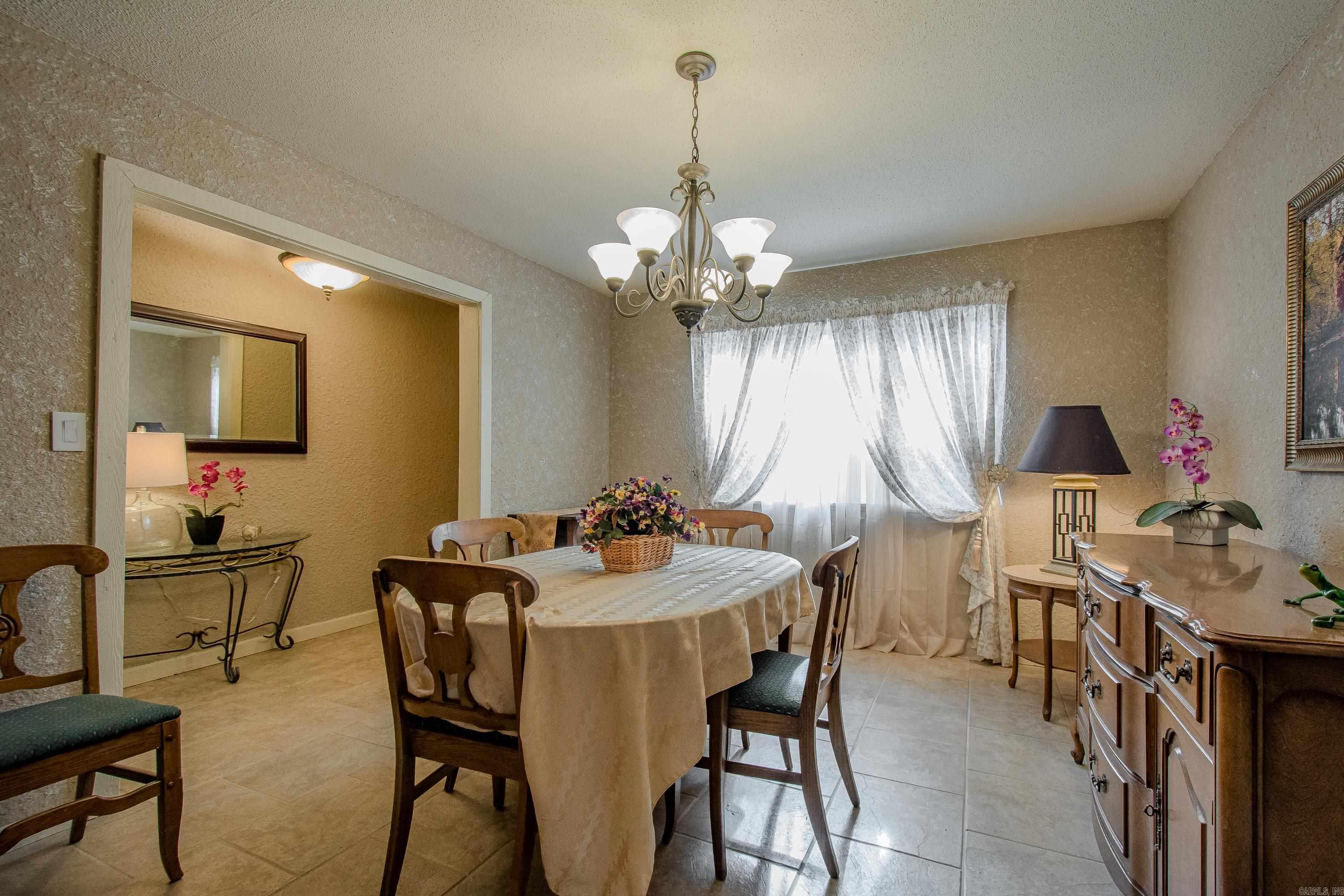 VALLEY VIEW - Residential