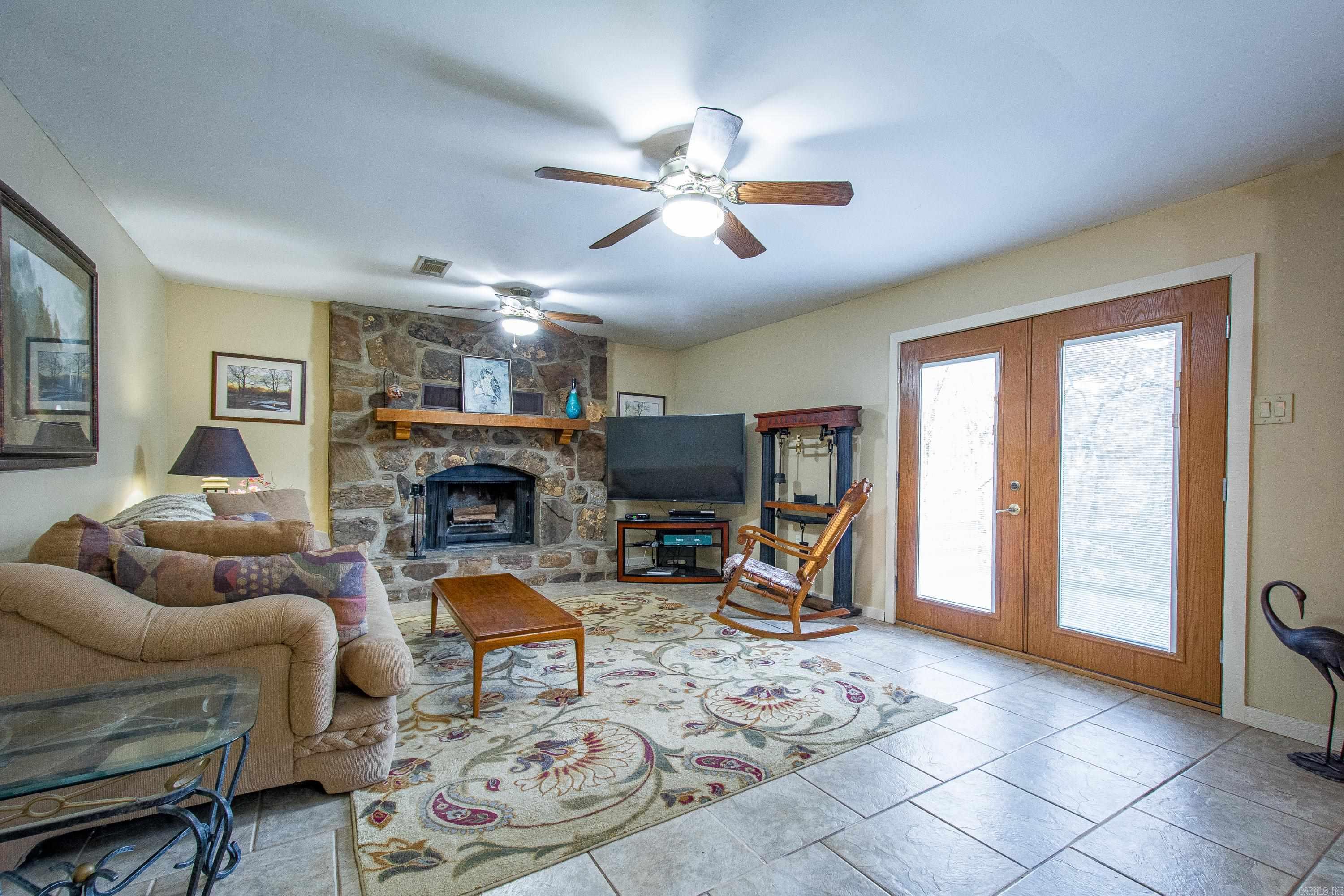 VALLEY VIEW - Residential