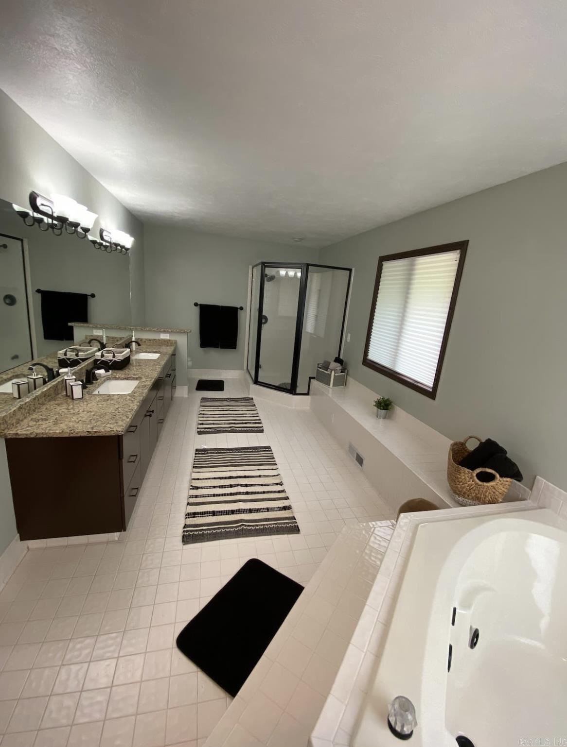 White Estates - Residential