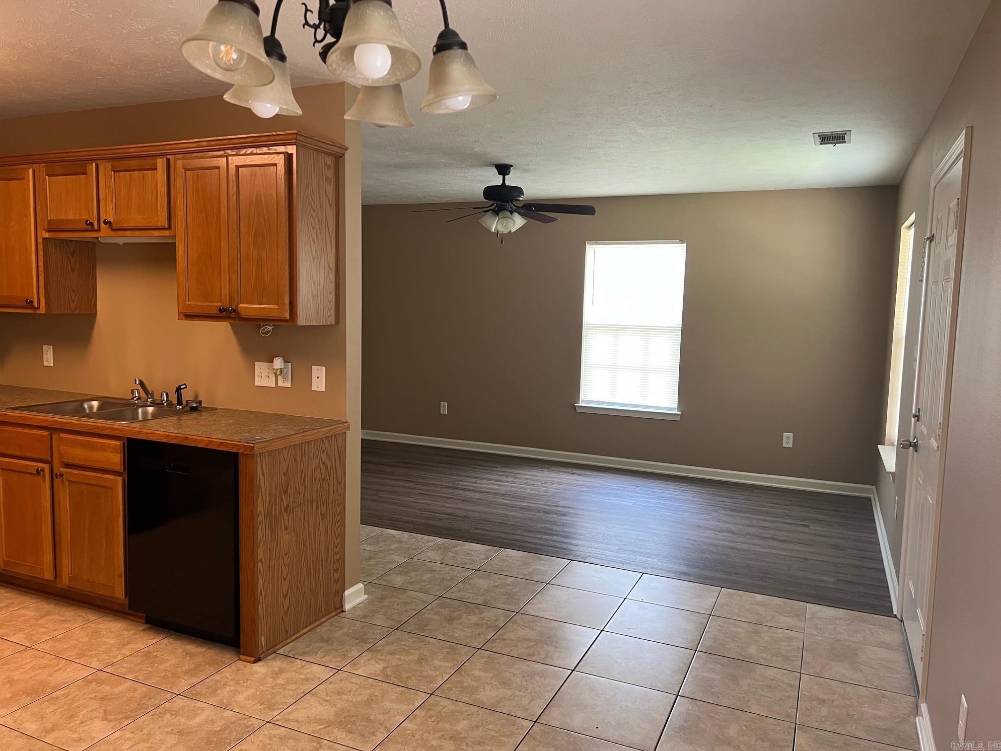 CARSON PARK - Residential