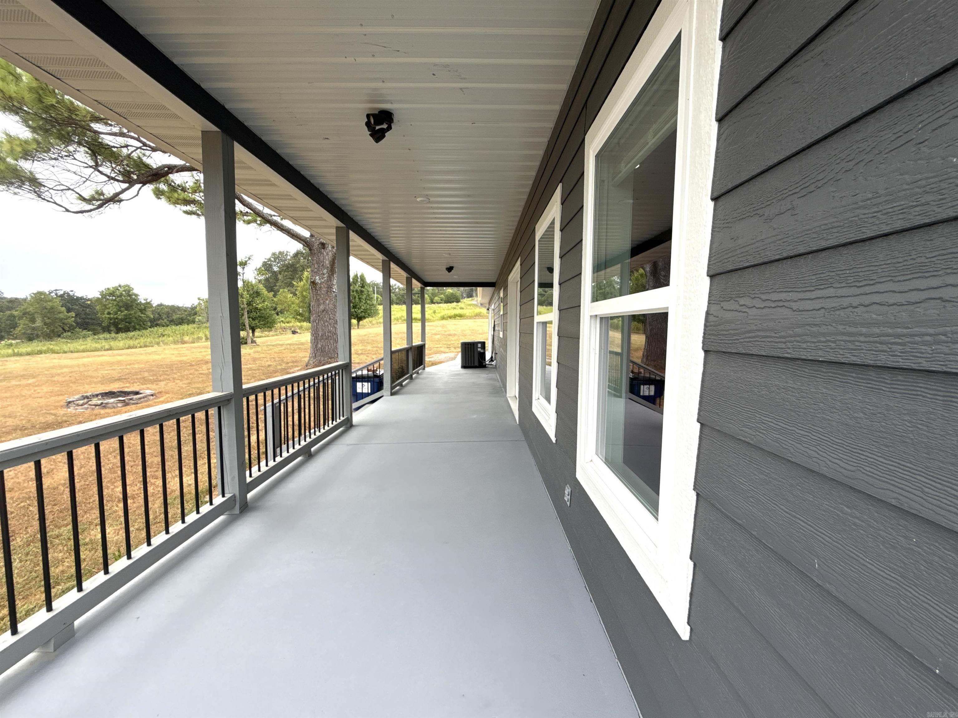 RIVERSIDE RIDGE ESTATES - Residential