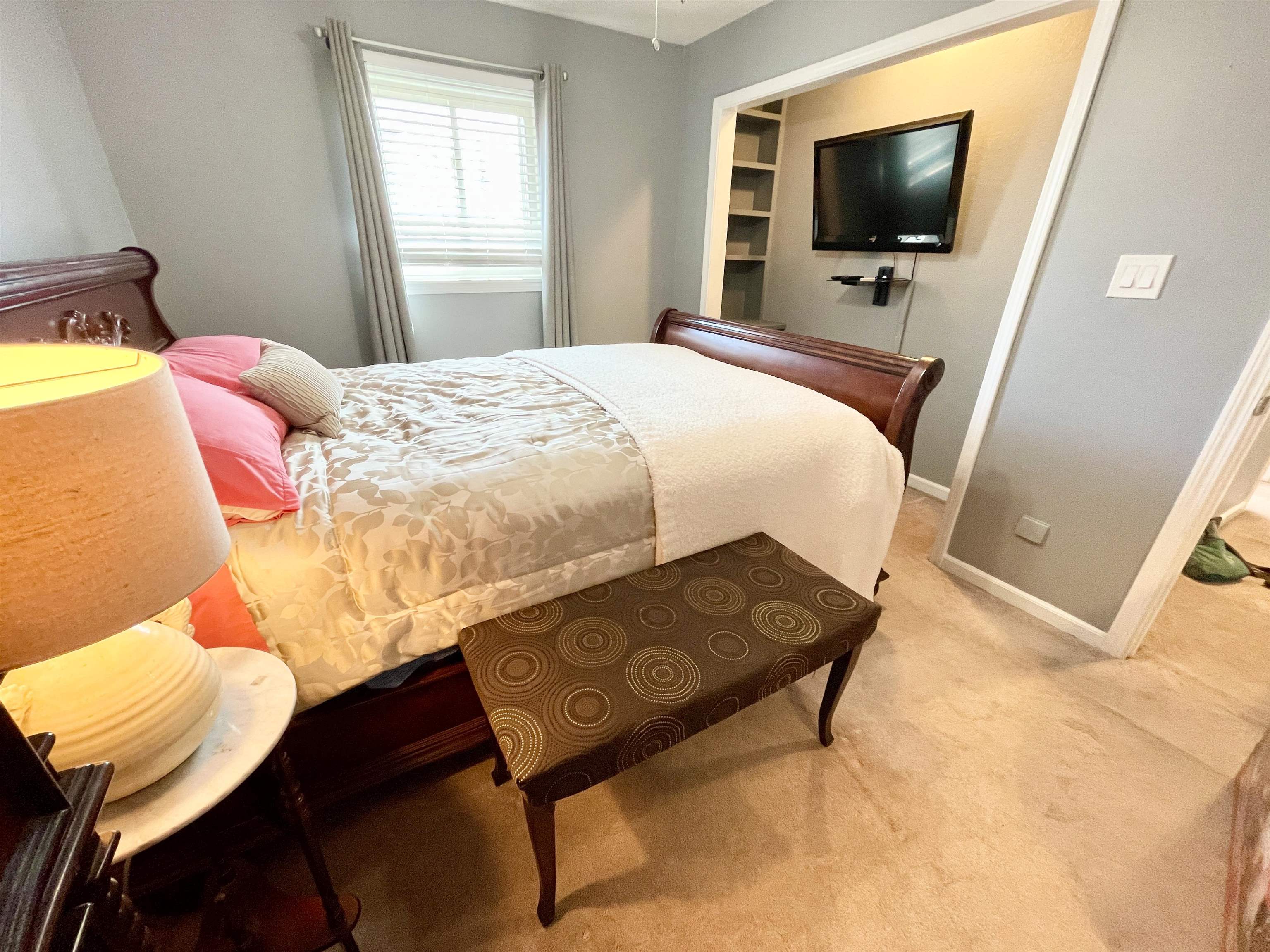 Pioneer Village Manor - Residential