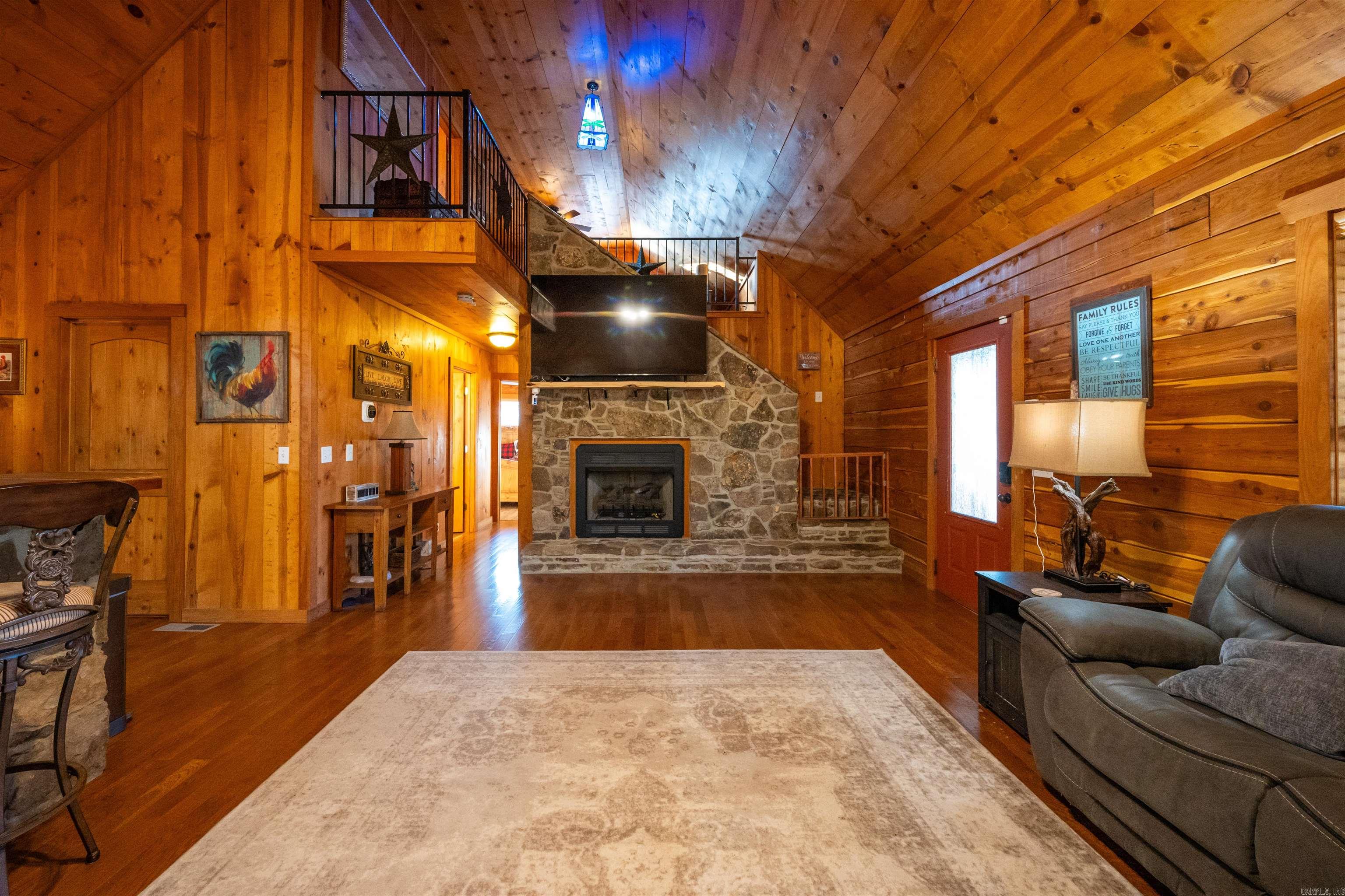 MELBOURNE - Residential