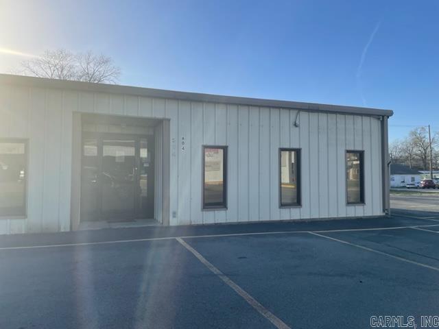 Union - Commercial Sale