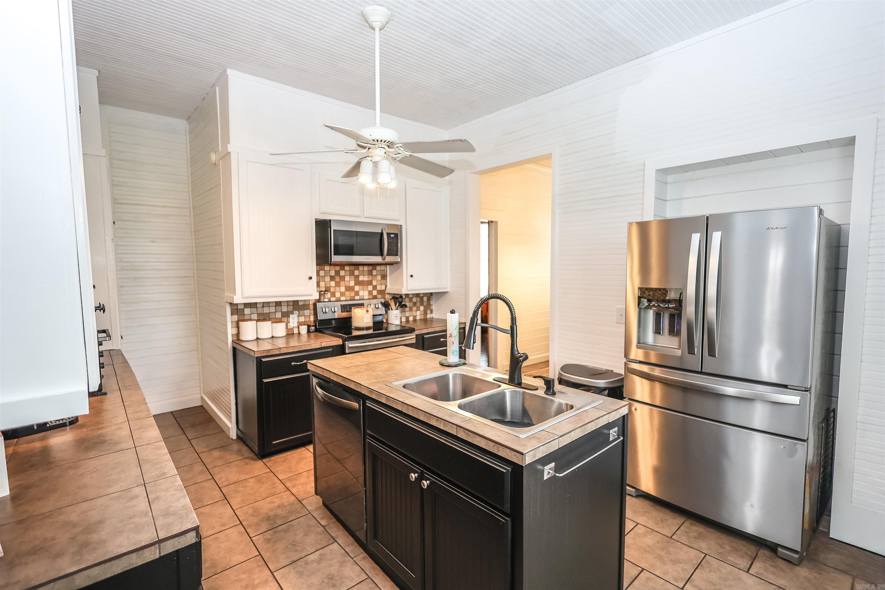 AMITY ORIGINAL ADDN - Residential