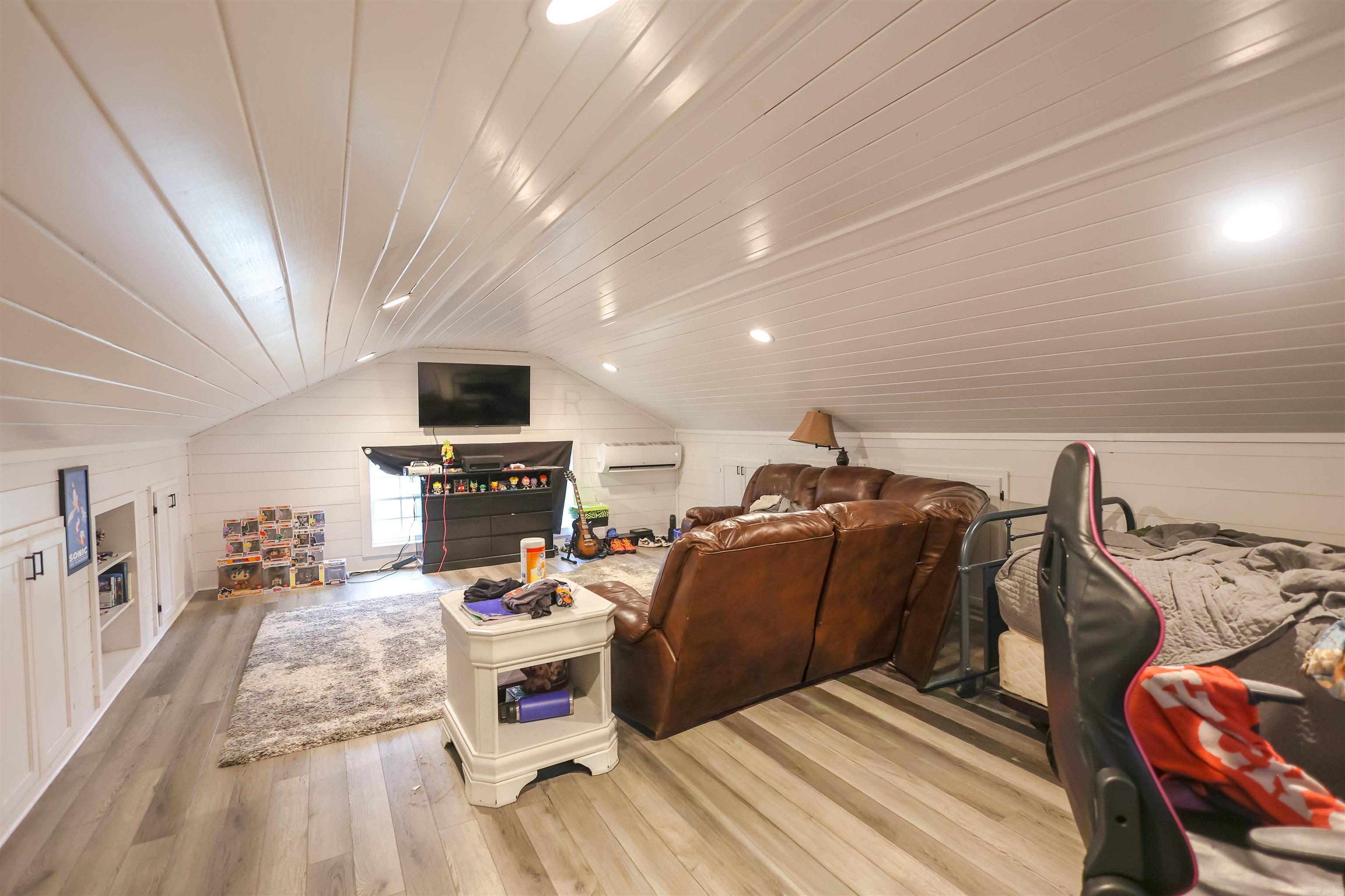 AMITY ORIGINAL ADDN - Residential