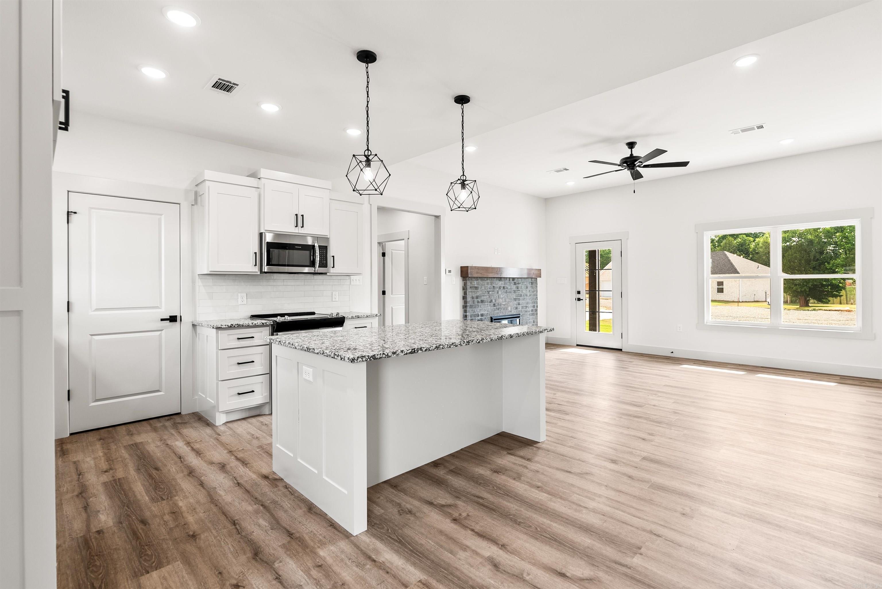 T.R. CREEKSIDE SUBDIVISION - Residential