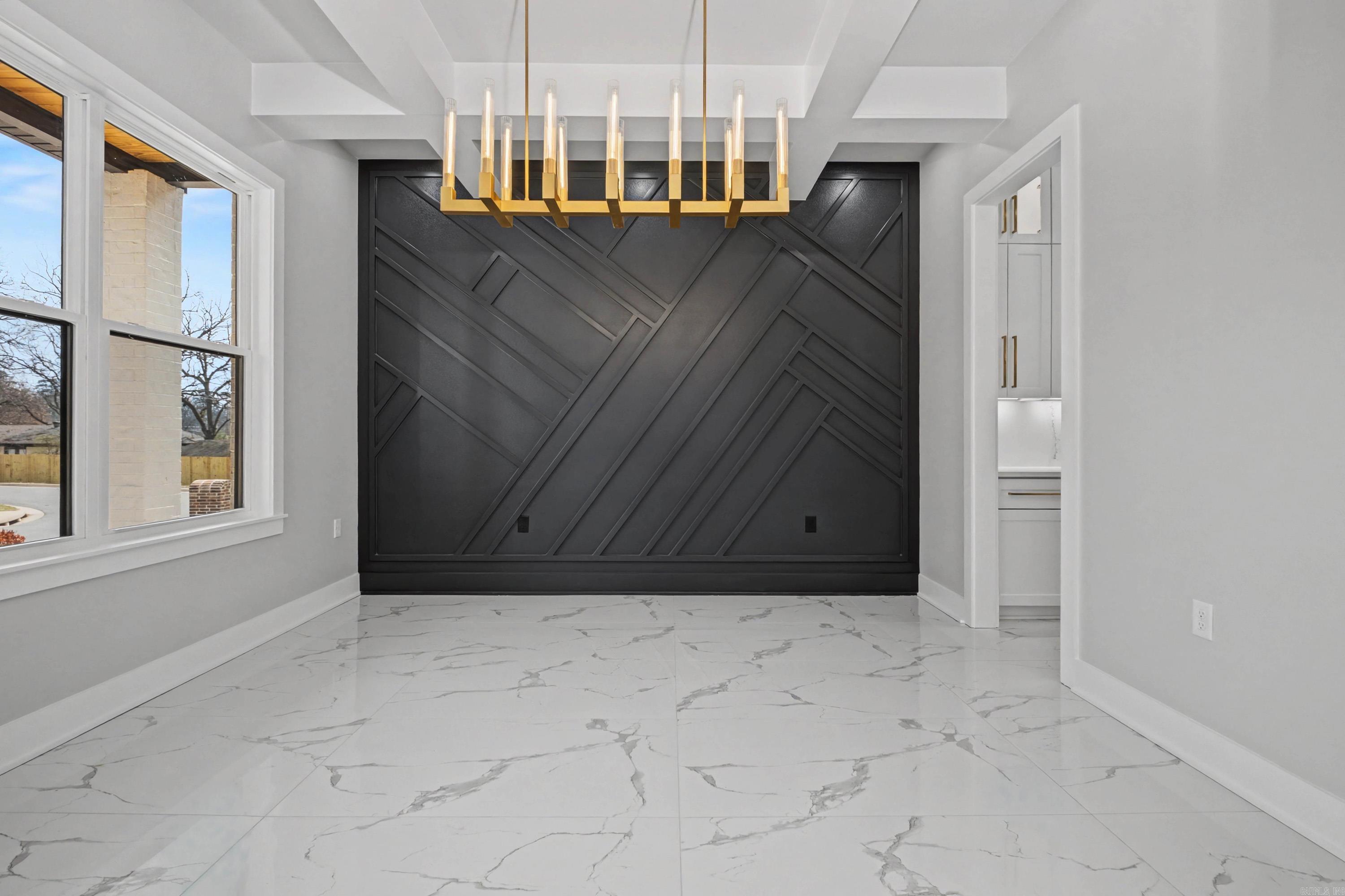 OAK GLEN SUB  - LITTLE ROCK - Residential Lease