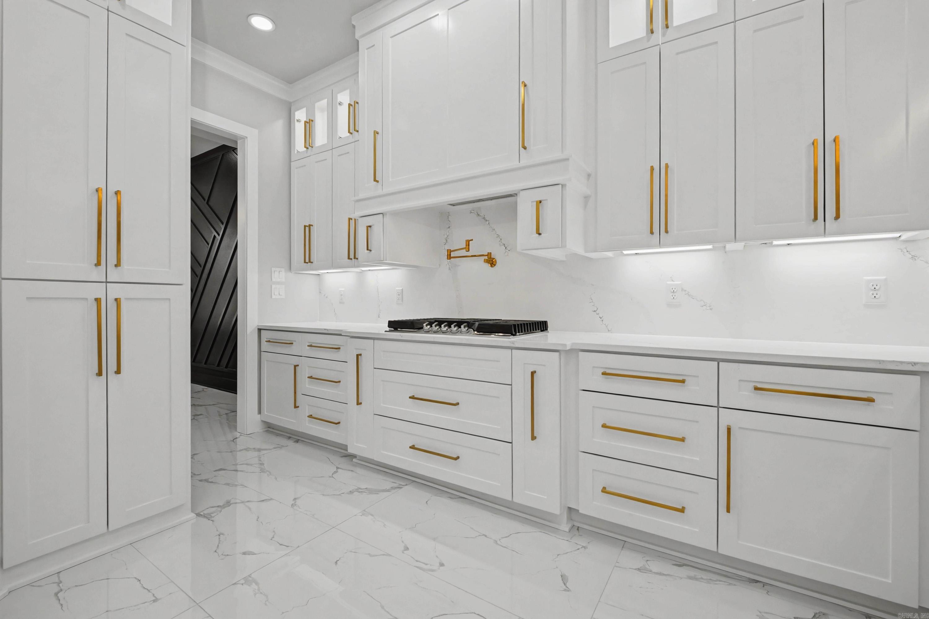 OAK GLEN SUB  - LITTLE ROCK - Residential Lease