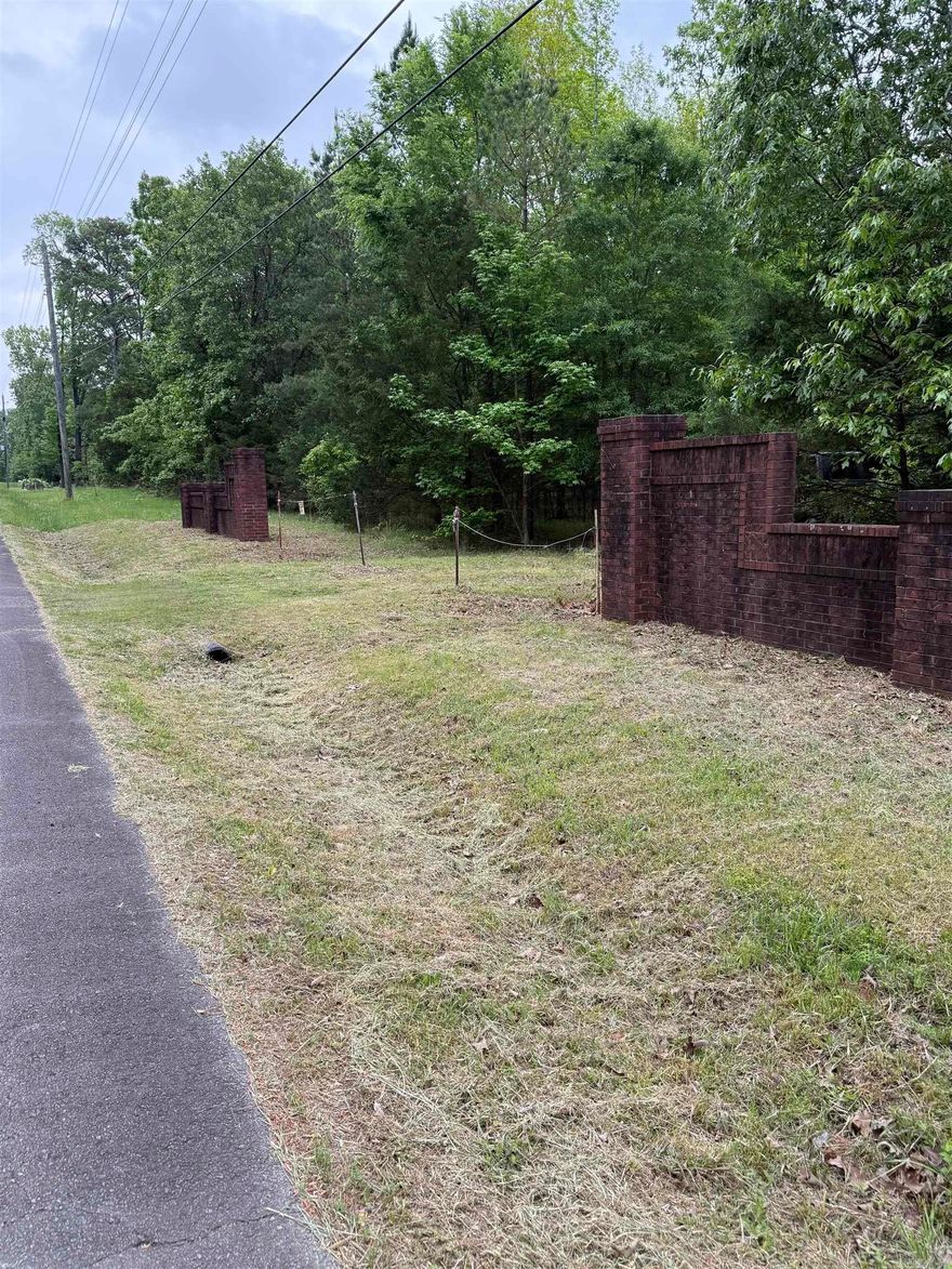This is a beautiful parcel of property that is walking distance to Heber Springs Recreation area, close to Heber Marina and Greers Ferry Lake. The layout of the land would be very conducive for development.